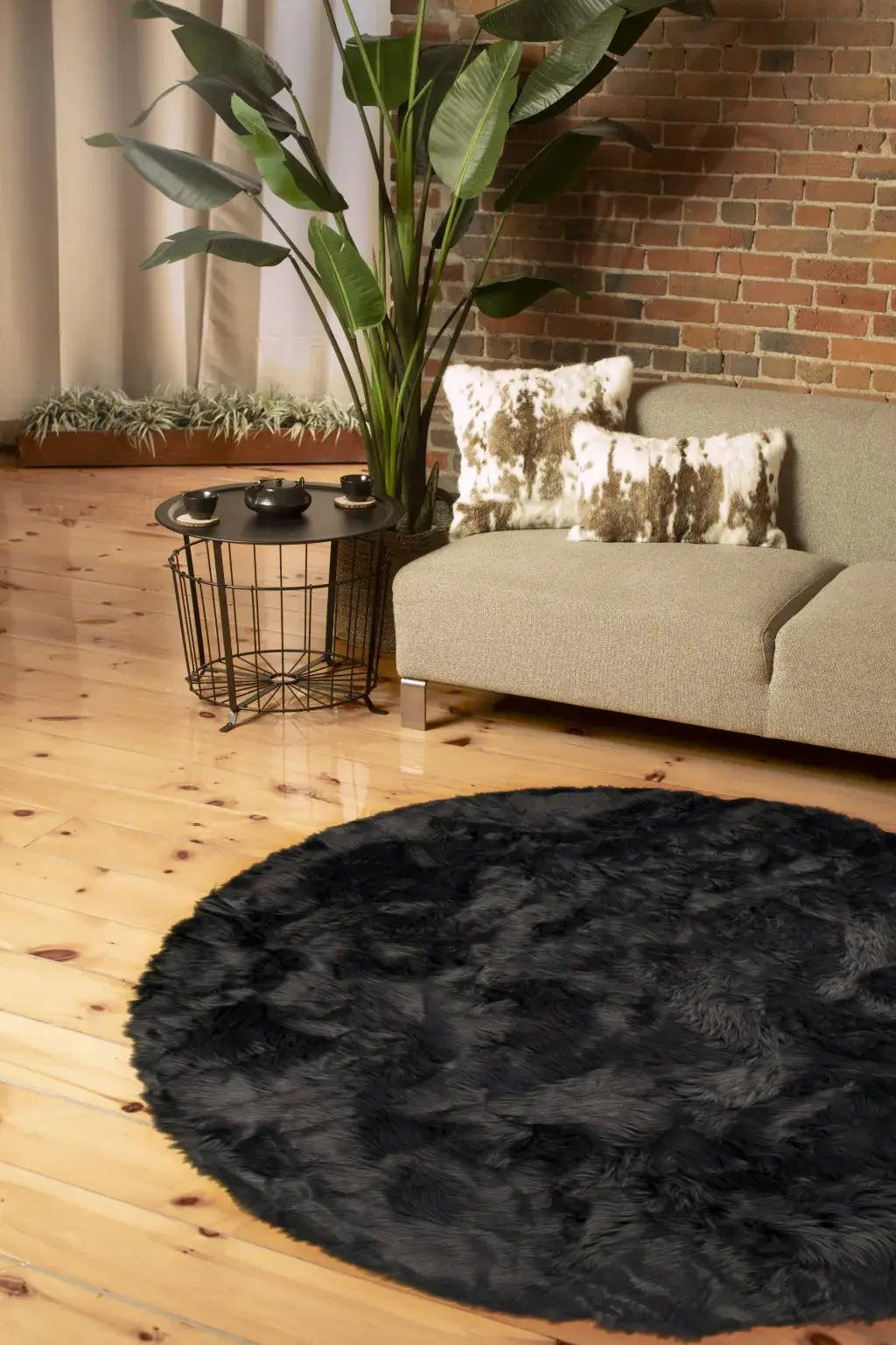 6' X 6' Grey Round Faux Fur Washable Non Skid Area Rug - Image 2