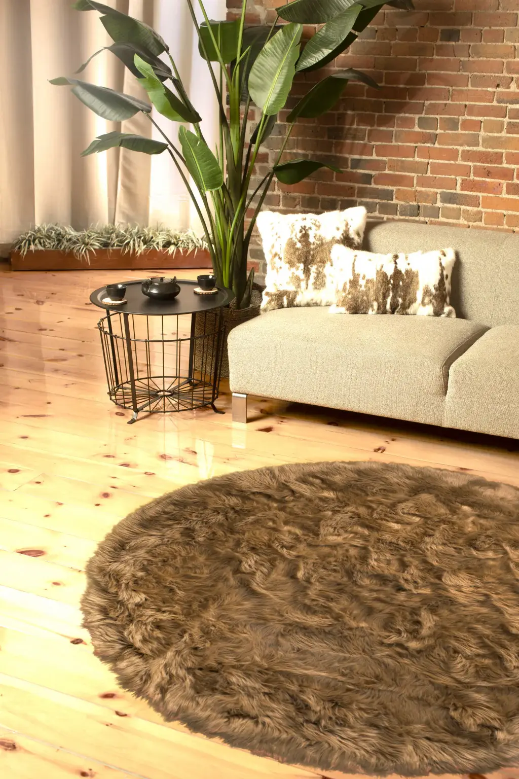 6' X 6' Tan Round Faux Fur Washable Non Skid Area Rug - Image 2