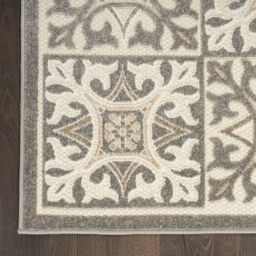 6' X 9' Ivory And Grey Fleur De Lis Stain Resistant Non Skid Area Rug - Image 4