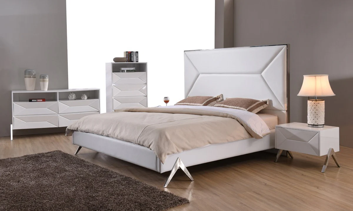 61" White Manufactured Wood Four Drawer Double Dresser - Image 8