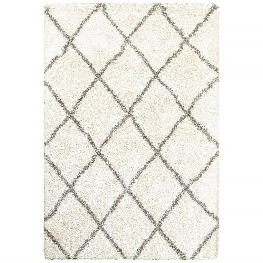 7' X 10' Ivory And Gray Geometric Lattice Area Rug