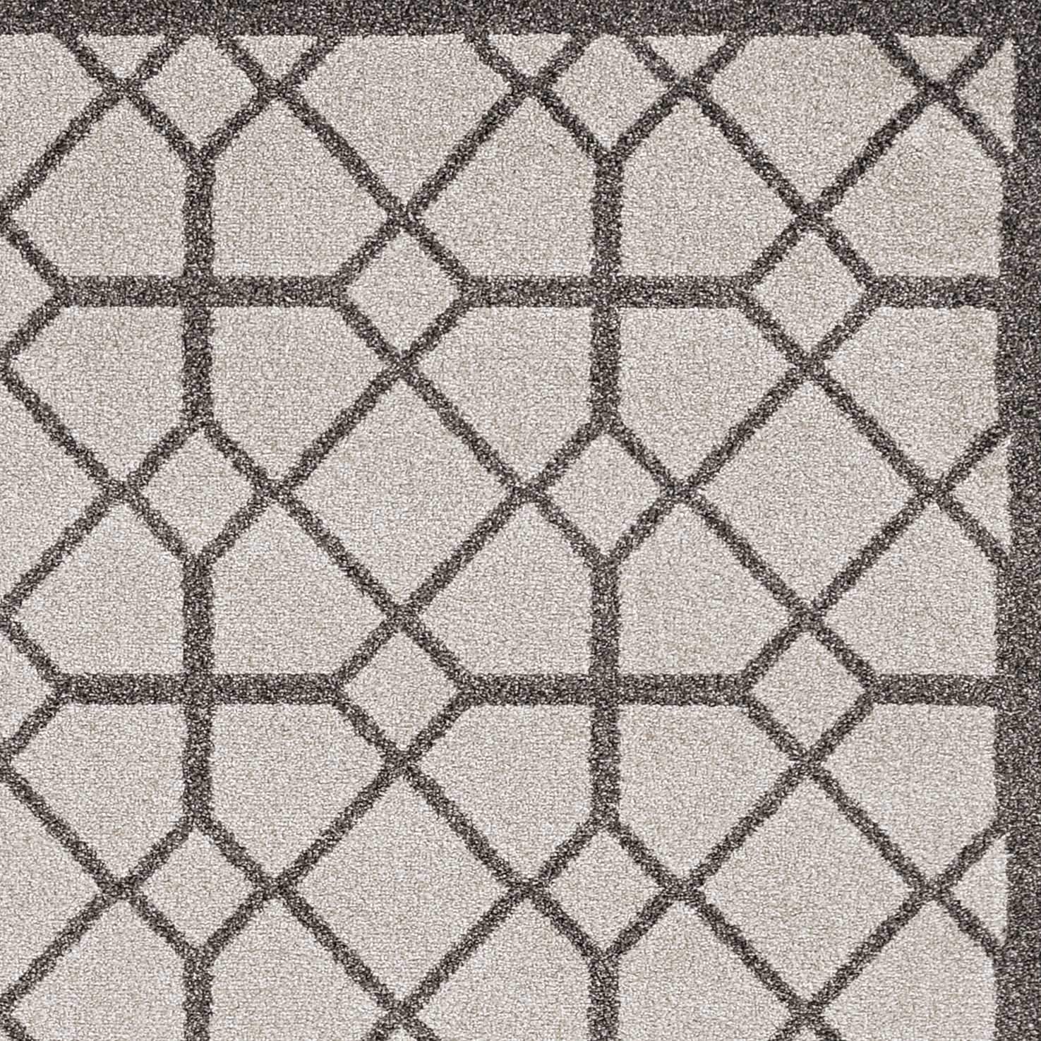 7' X 11' Ivory Or Grey Geometric Diamonds Indoor Outdoor Area Rug - Image 6