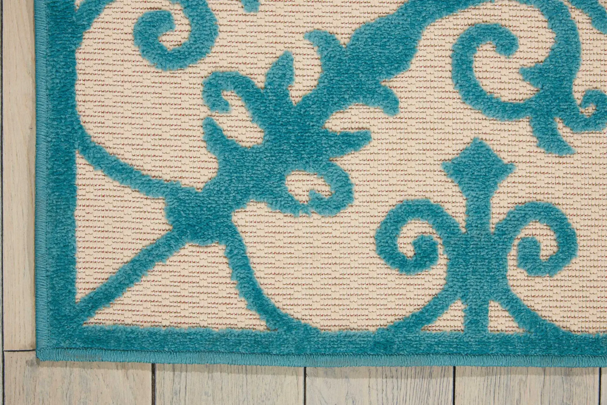 8' X 11' Aqua Damask Indoor Outdoor Area Rug - Image 3