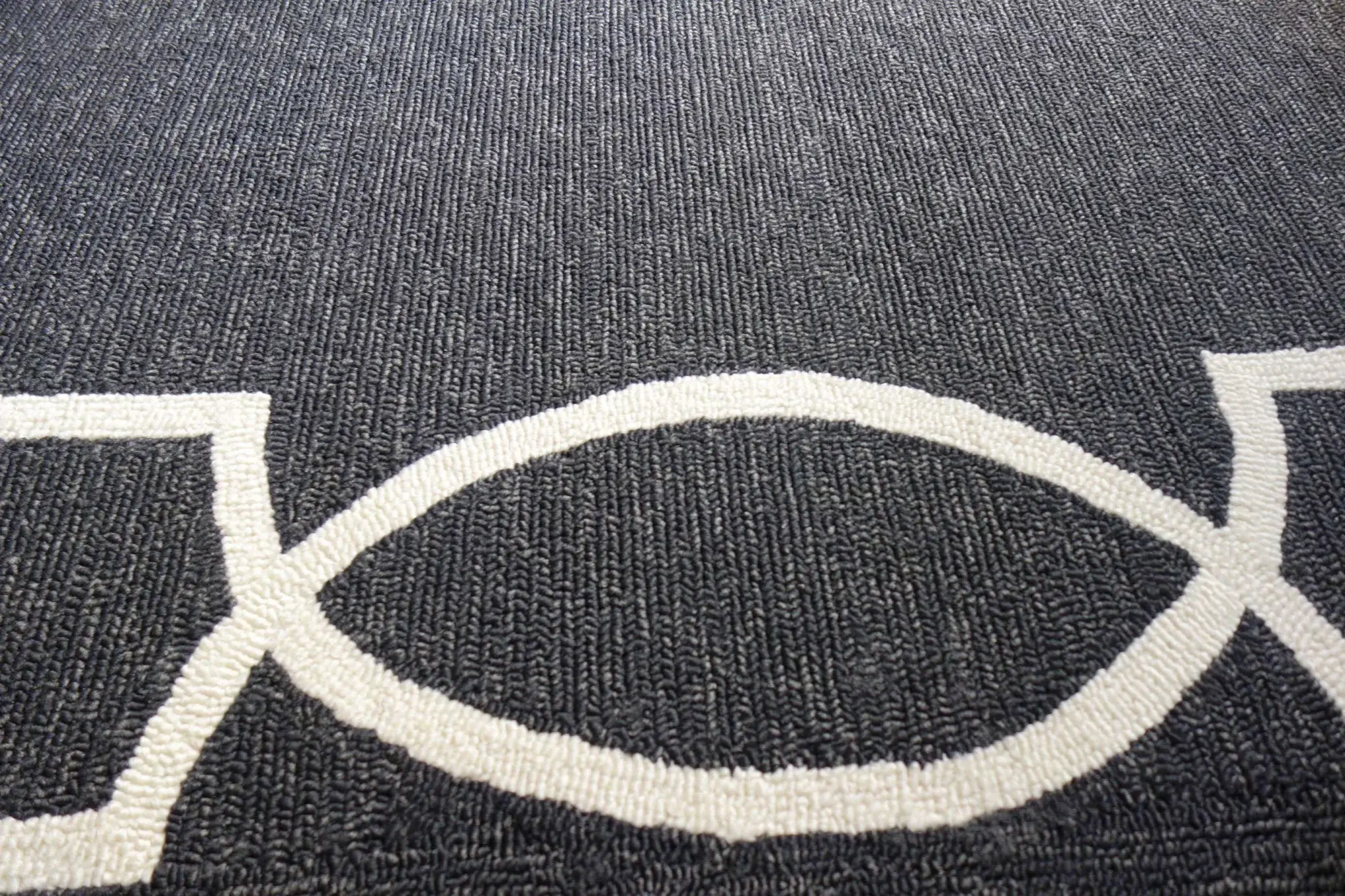 8' X 11' Black and White Hand Hooked Area Rug - Image 5