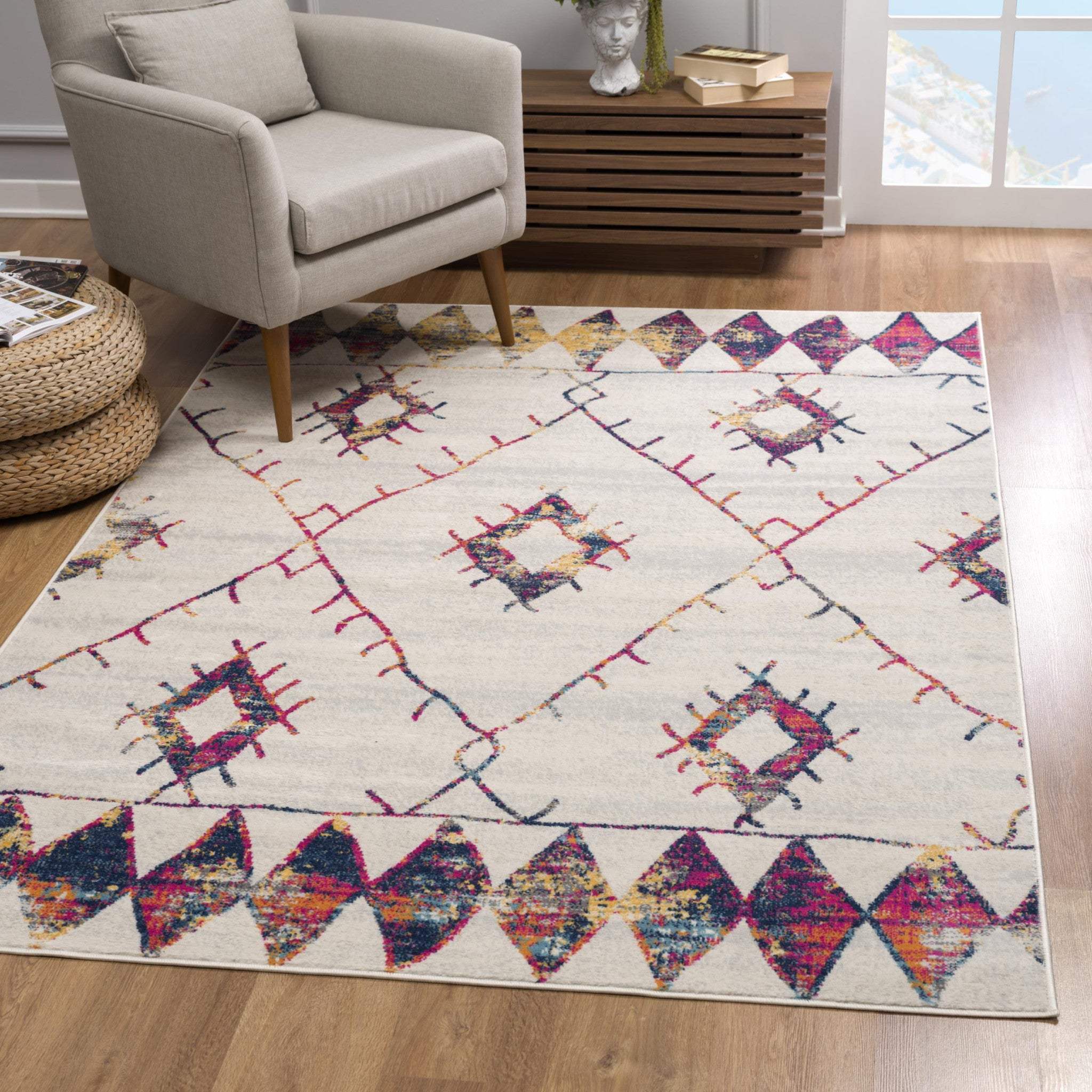 8' X 11' Cream Damask Area Rug - Image 5
