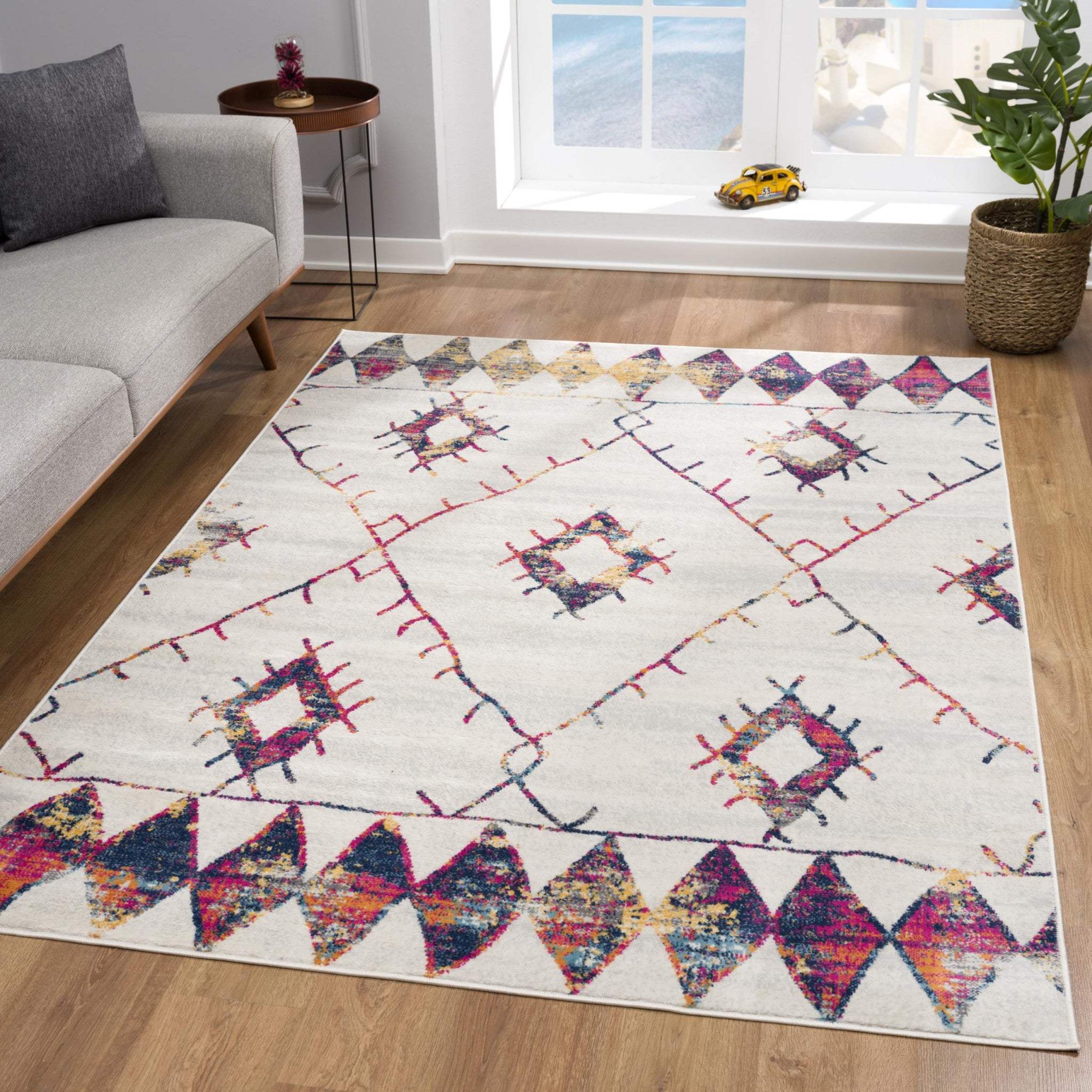 8' X 11' Cream Damask Area Rug - Image 6