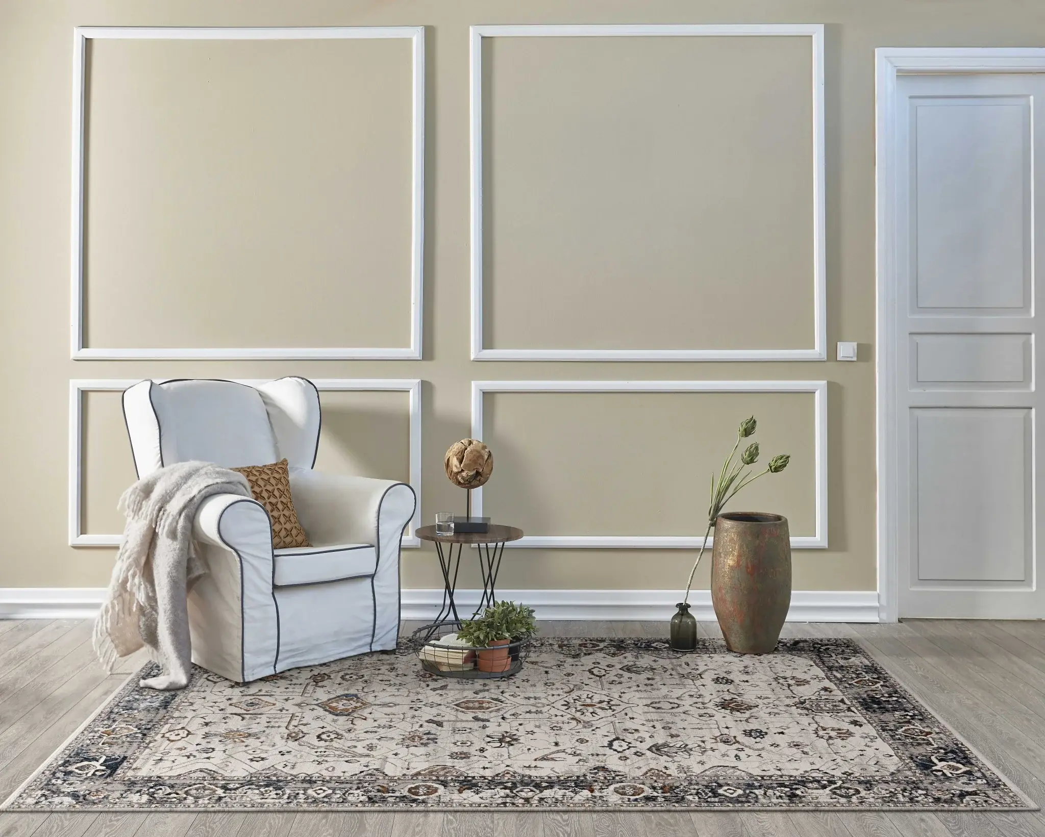 8' X 11' Gray and Ivory Area Rug - Image 9
