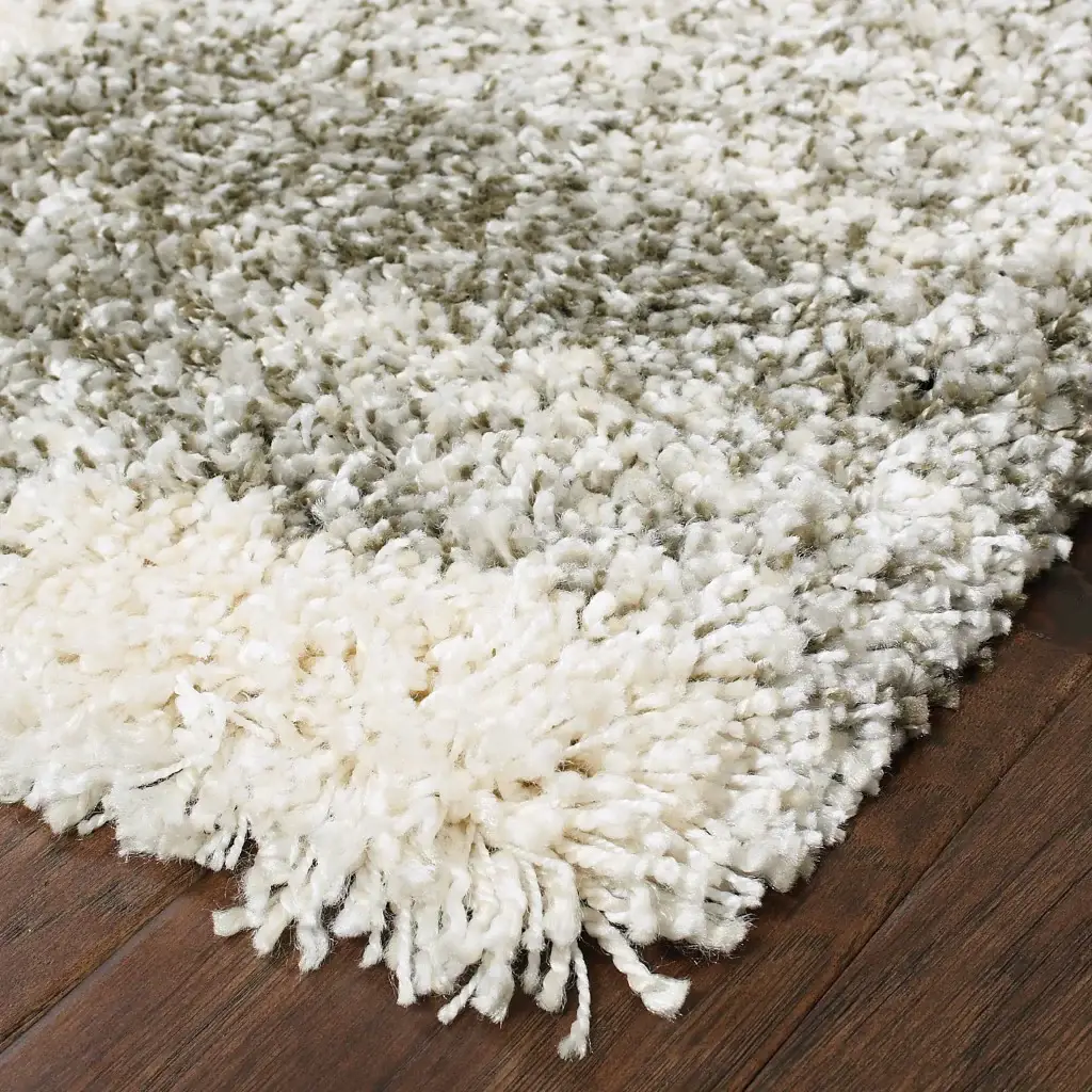 8' X 11' Gray And Ivory Geometric Pattern Area Rug - Image 2