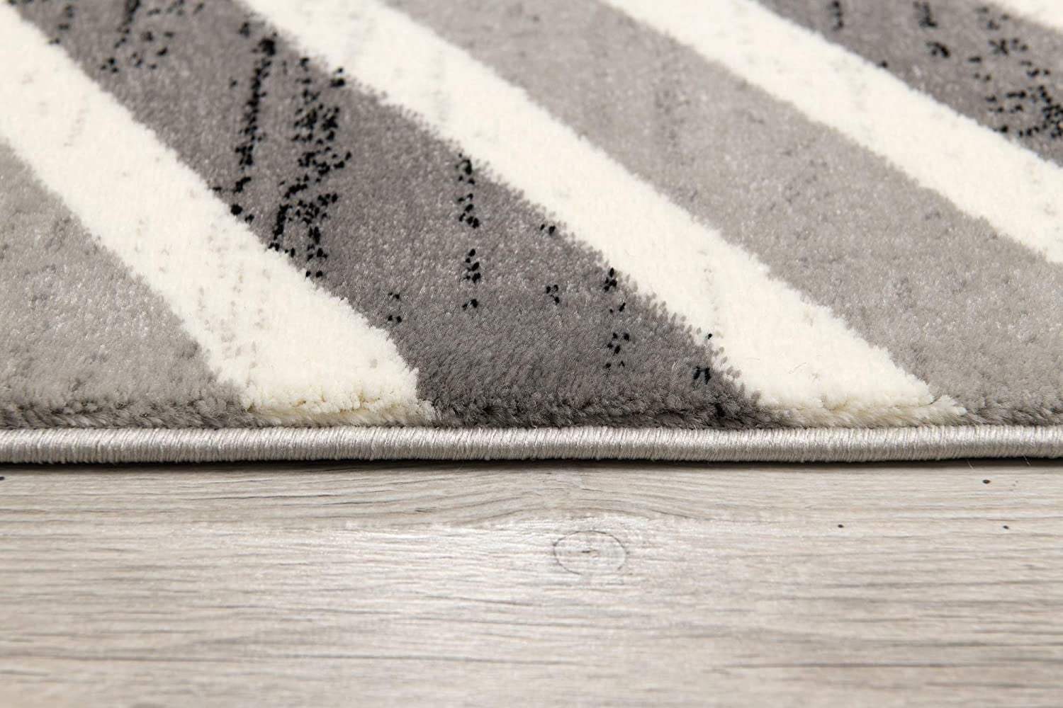 8' X 11' Gray Chevron Dhurrie Area Rug - Image 9