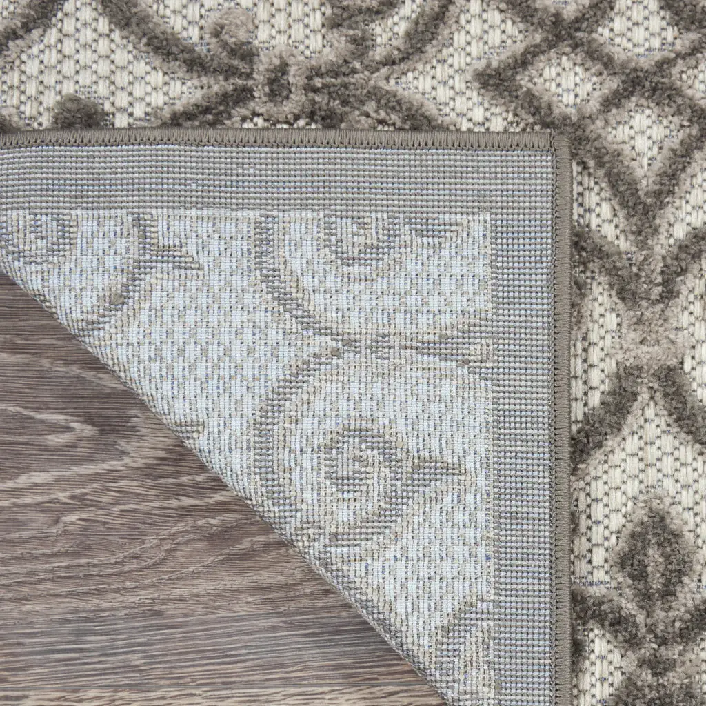 8' X 11' Gray Floral Indoor Outdoor Area Rug - Image 8