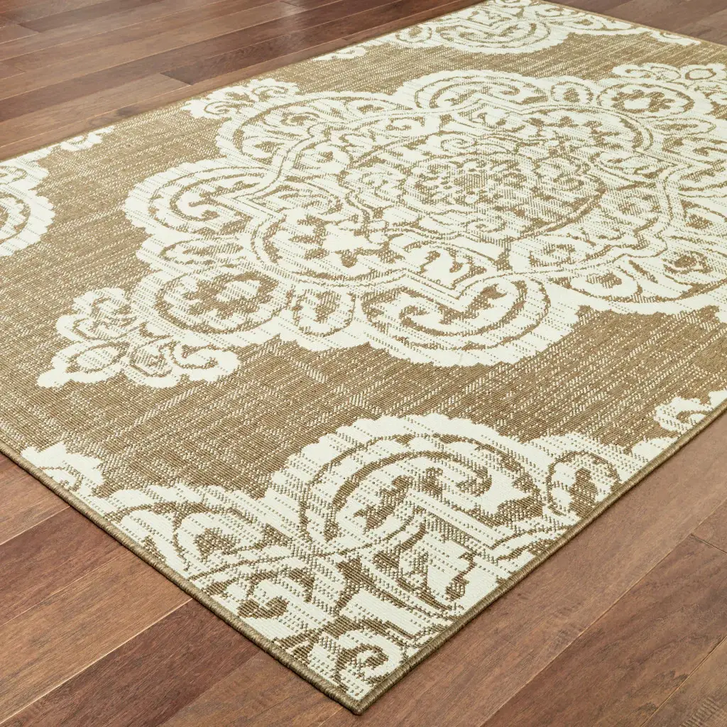 8' X 11' Tan Oriental Stain Resistant Indoor Outdoor Area Rug - Image 4