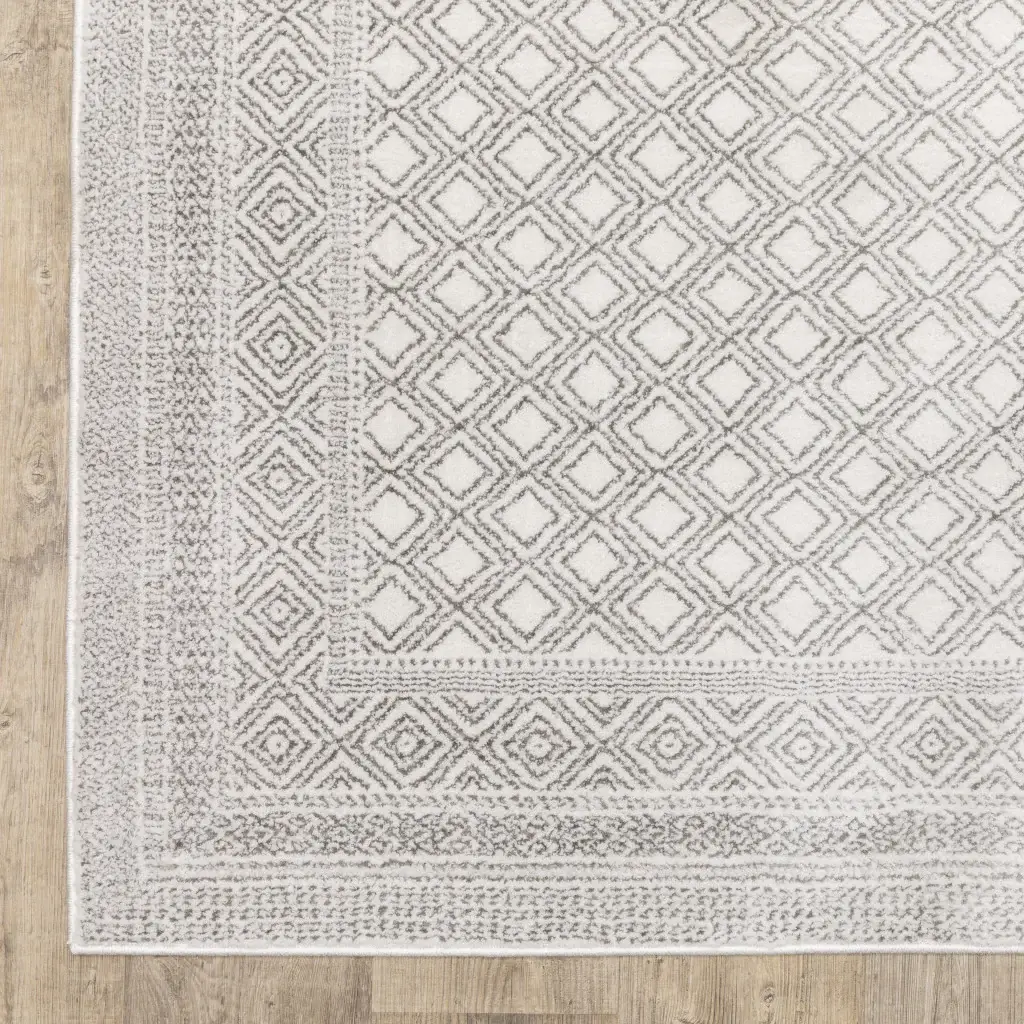 8' X 11' White And Grey Oriental Power Loom Stain Resistant Area Rug - Image 4
