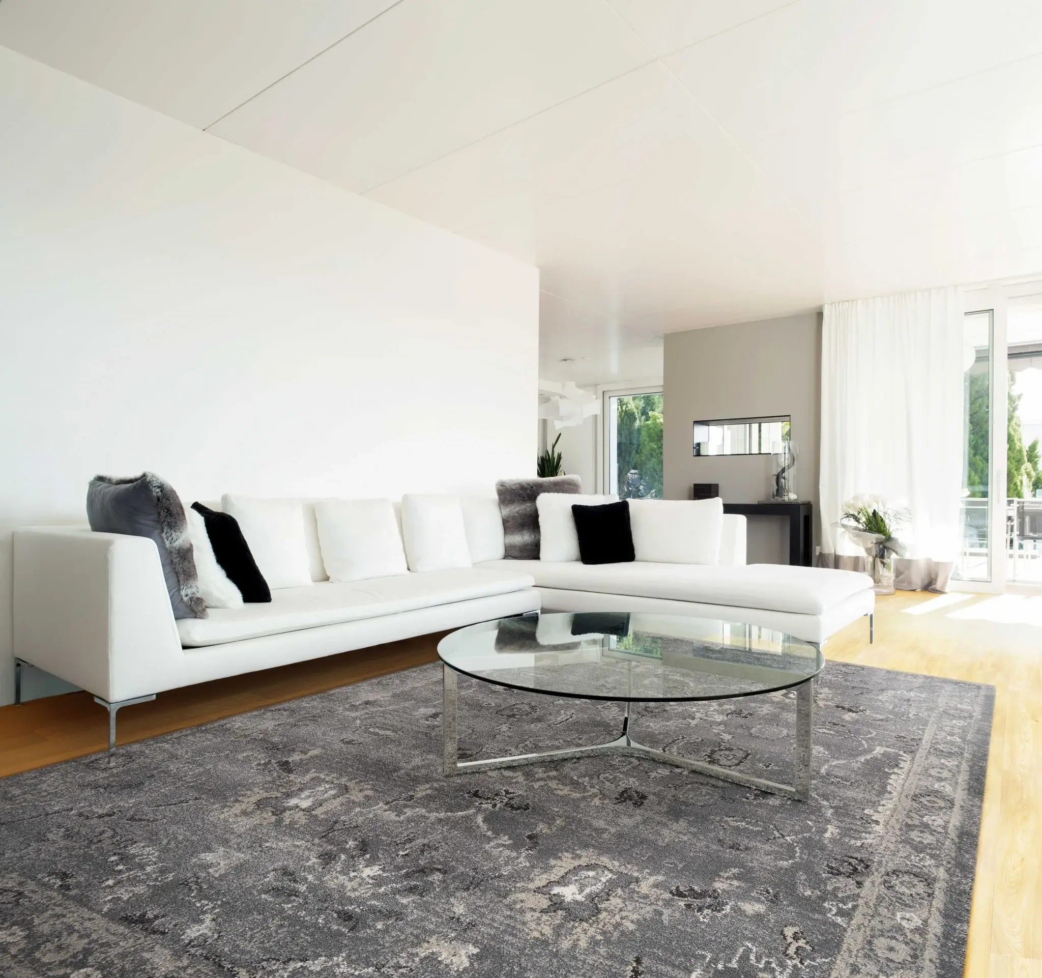 8' X 13' Gray Area Rug - Image 4