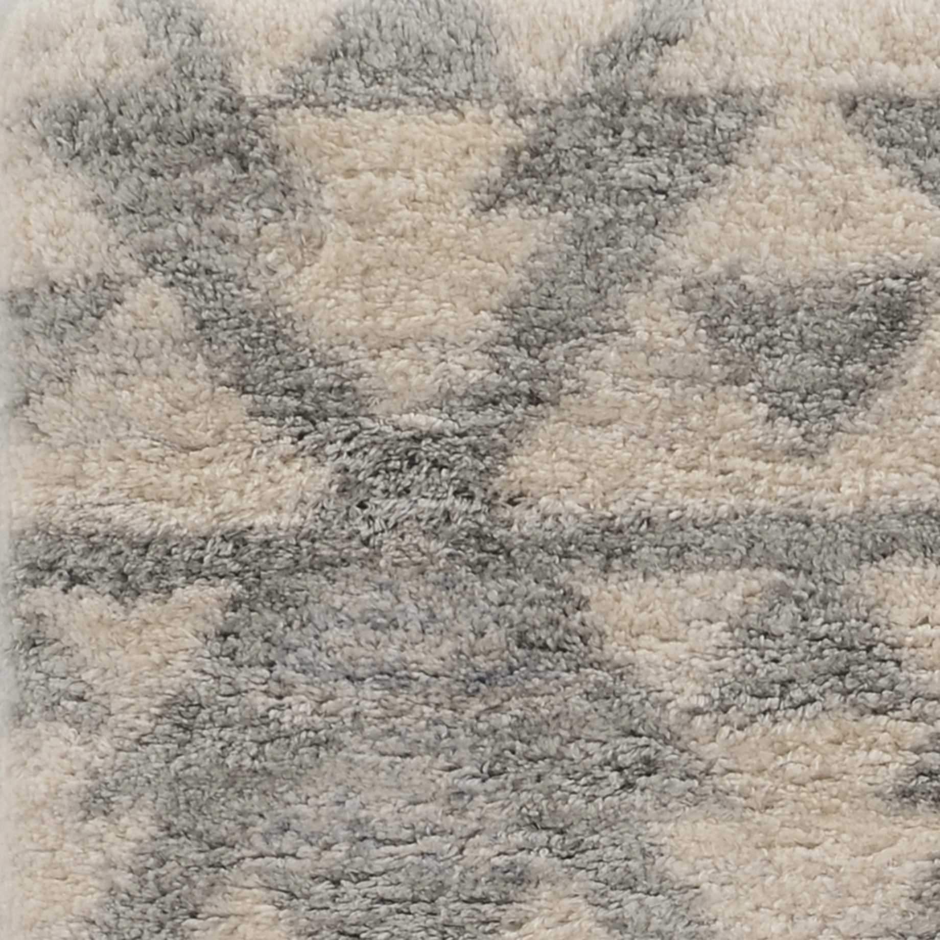 8' X 13' Ivory Area Rug - Image 2