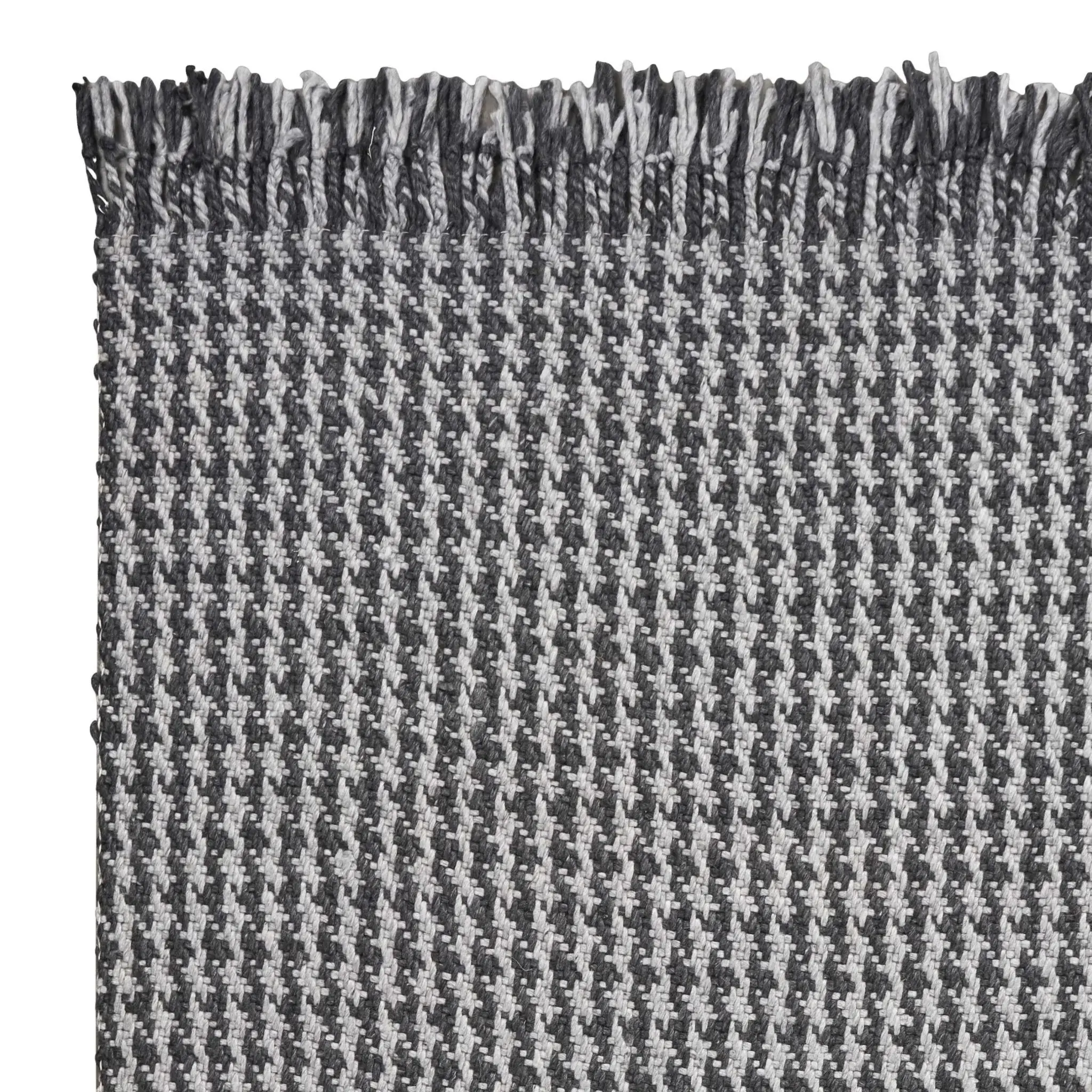 9' X 12' Grey Hand Woven Houndstooth With Braided Fringe Indoor Area Rug - Image 2