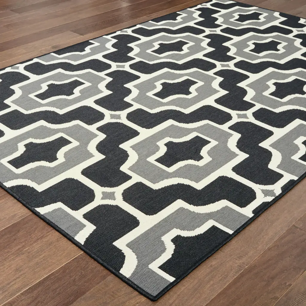 9' X 13' Black and Gray Geometric Stain Resistant Indoor Outdoor Area Rug - Image 4