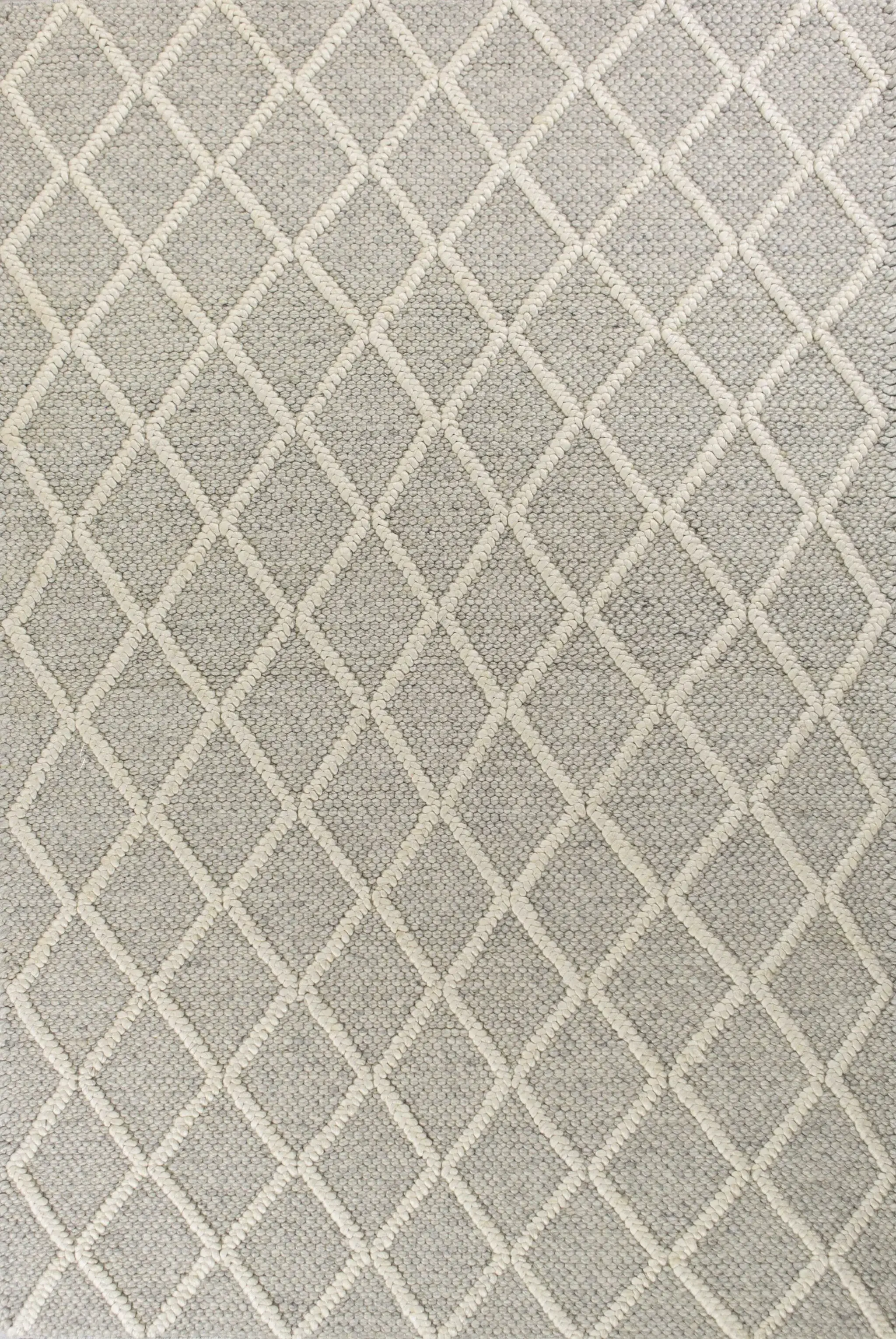 9' X 13' Grey Hand Woven Diamond Pattern Indoor Area Rug - Image 4