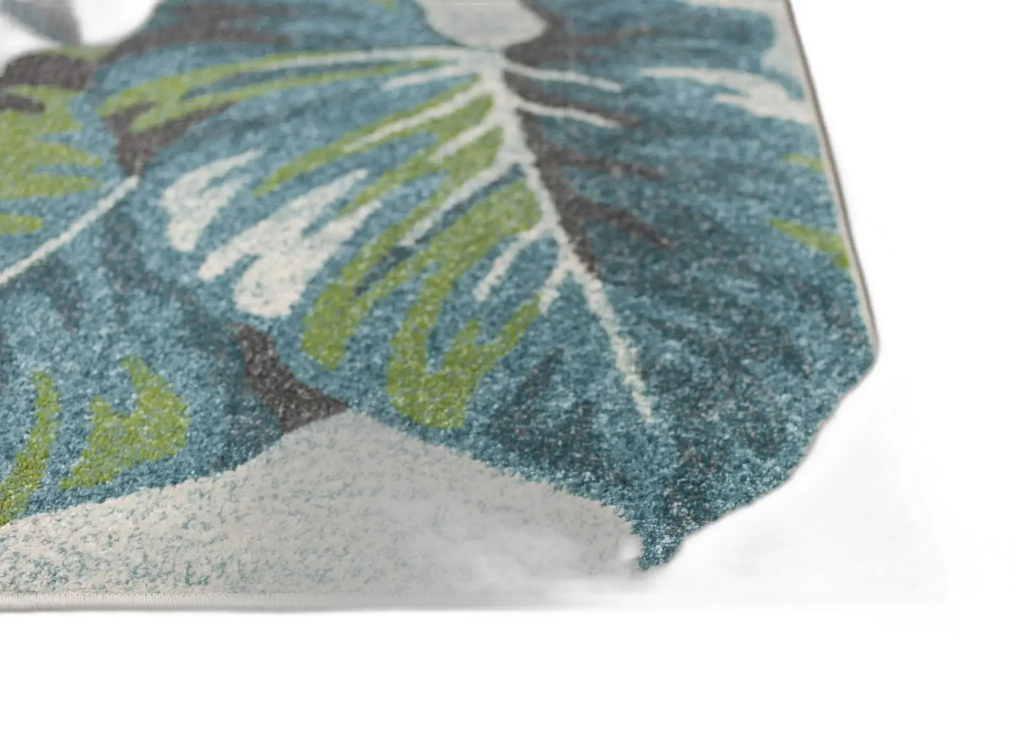 9' X 13' Polypropylene Teal Or Green Area Rug - Image 4