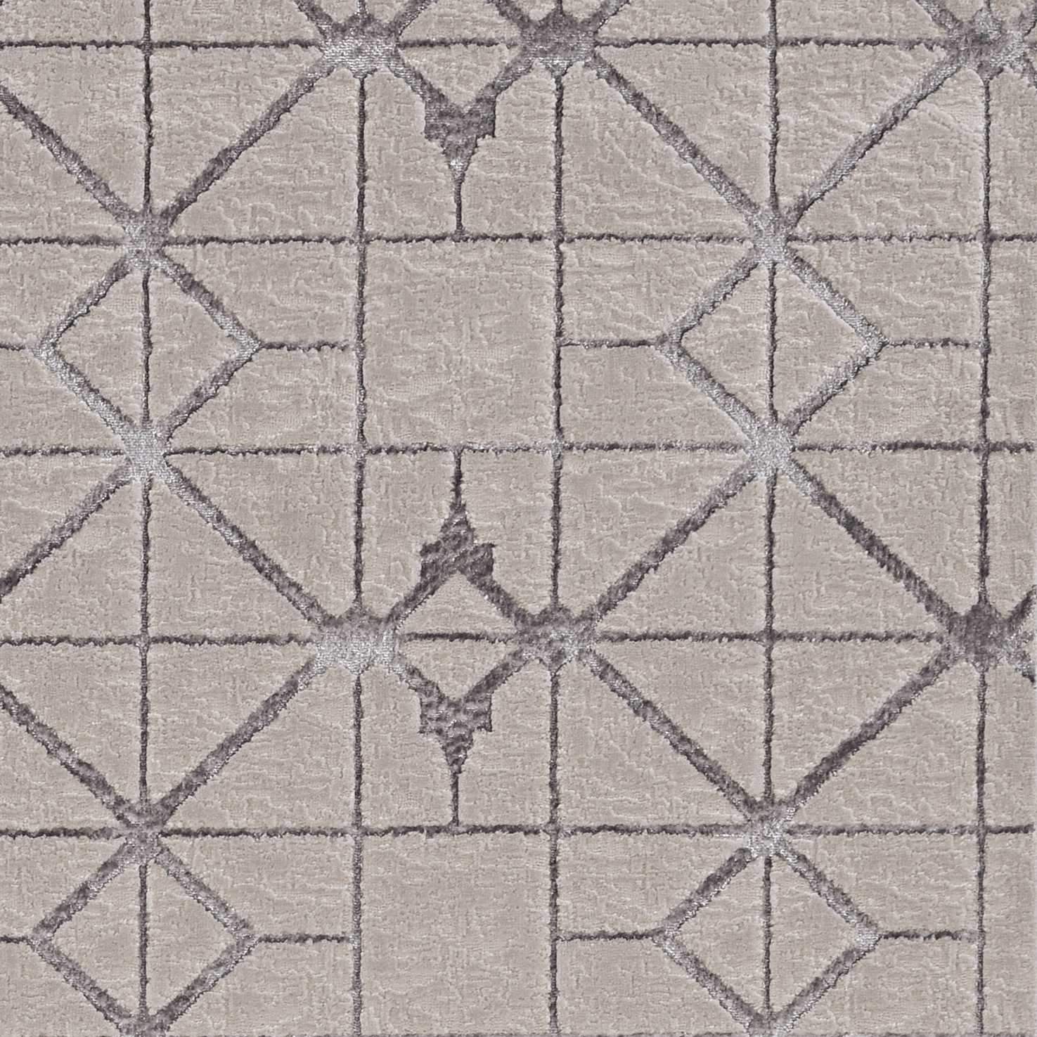 94 X 130 Ivory Or Silver Polypropylene Or Polyester Rug - Image 4