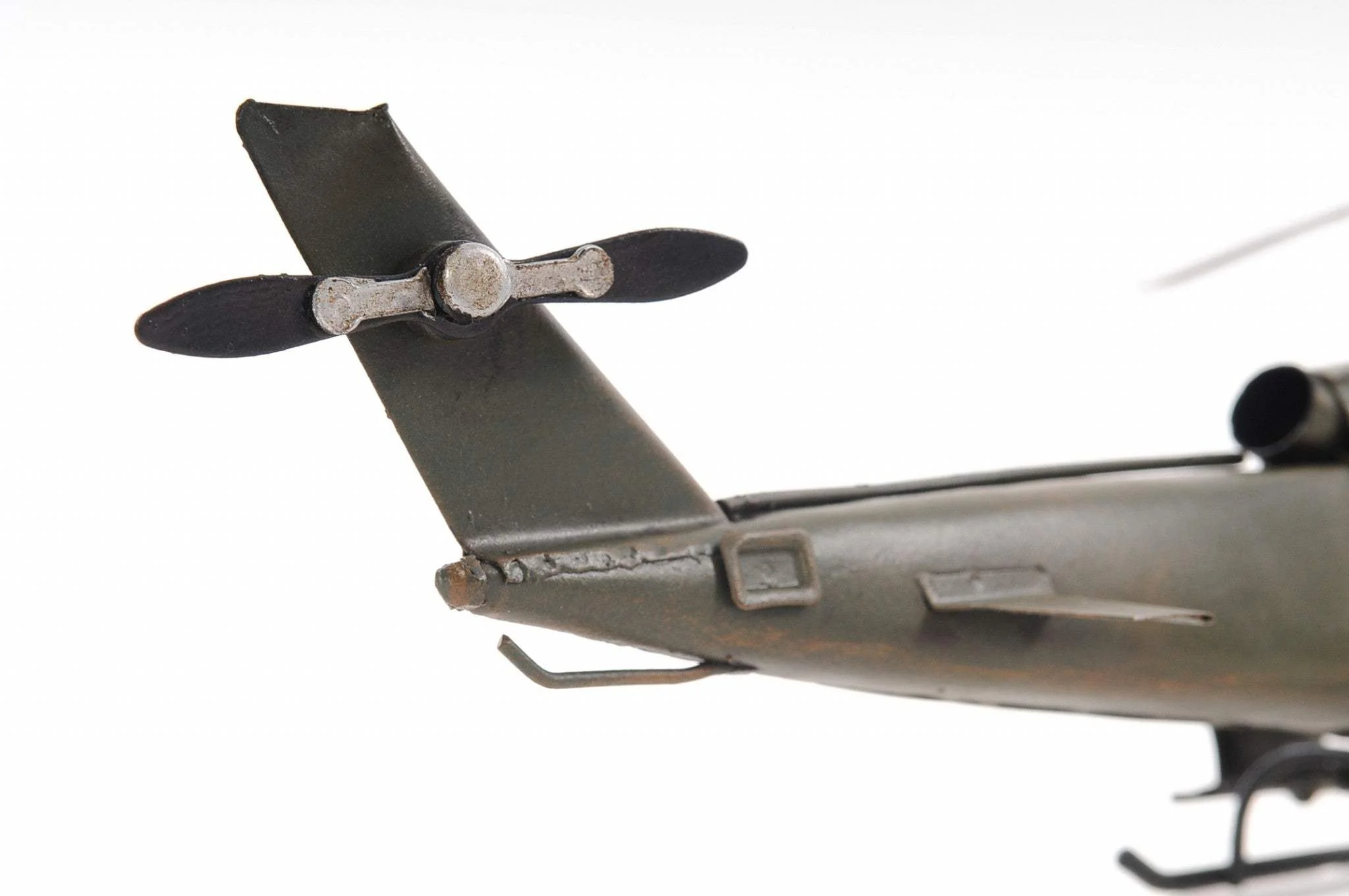 Ah-1G Cobra Helicopter Sculpture - Image 5