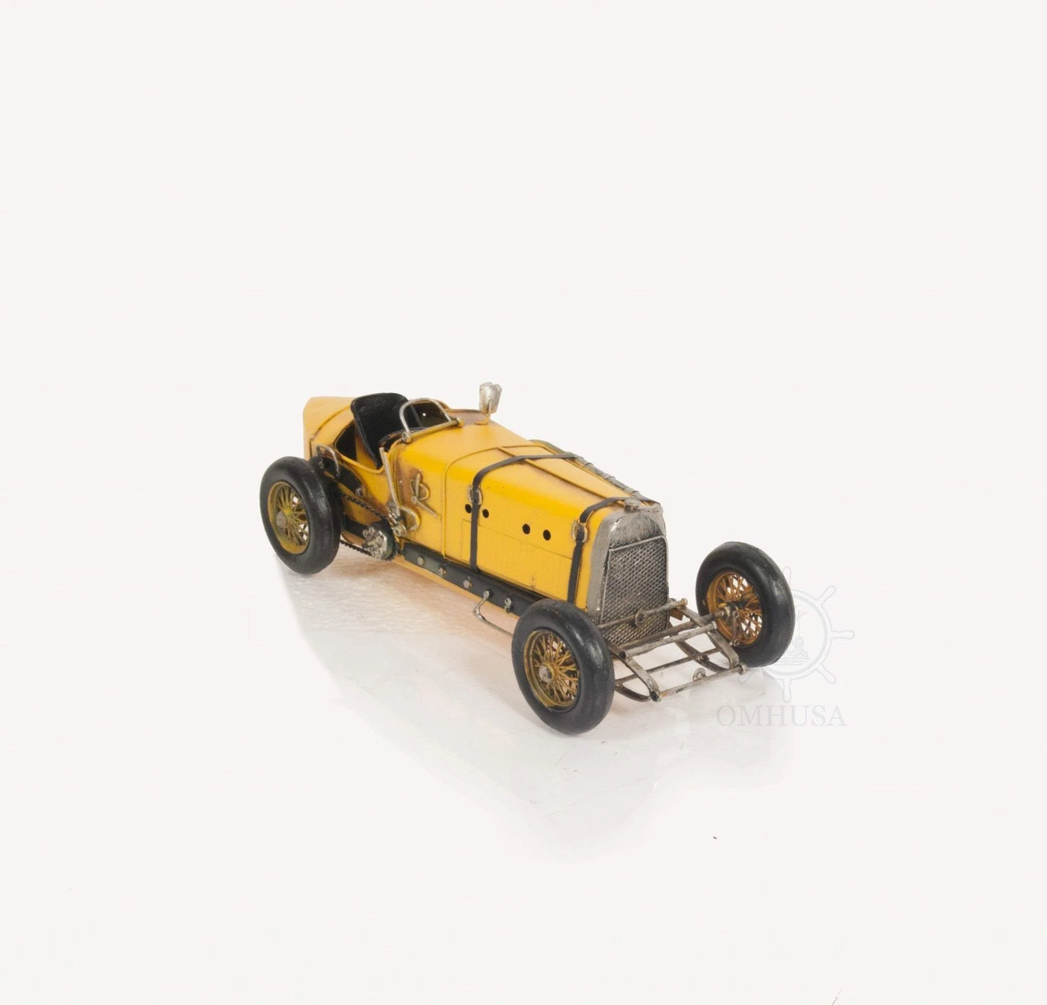 Alfa Romeo P2 Classic Racing Car Sculpture - Image 2