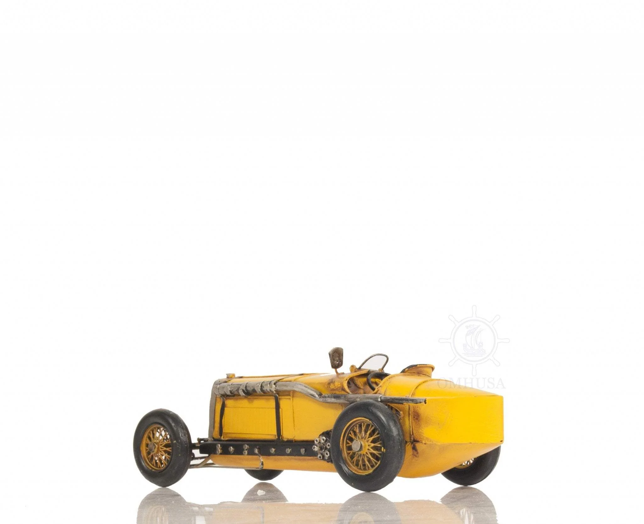 Alfa Romeo P2 Classic Racing Car Sculpture - Image 7