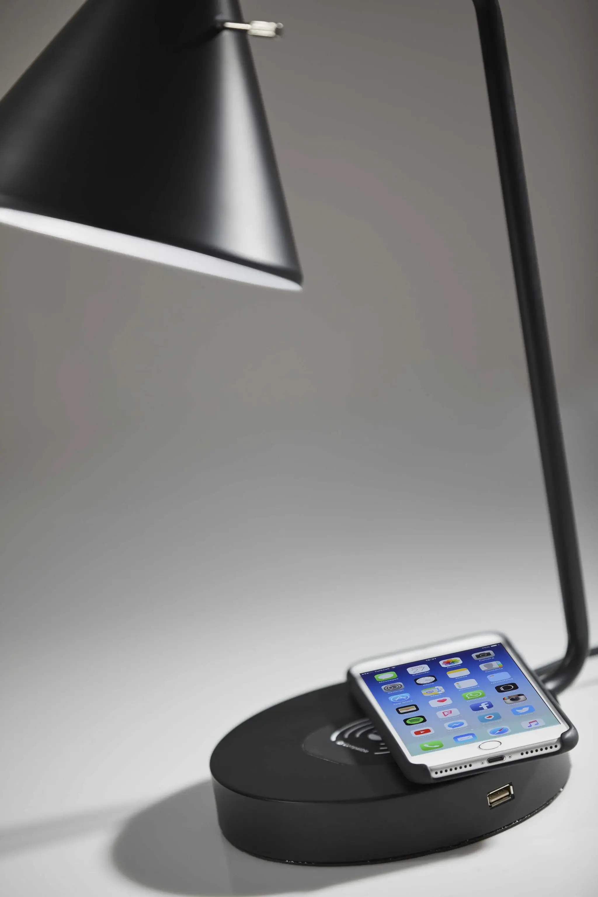 Asymmetrical Diabolo Black Metal Desk Lamp - Image 5