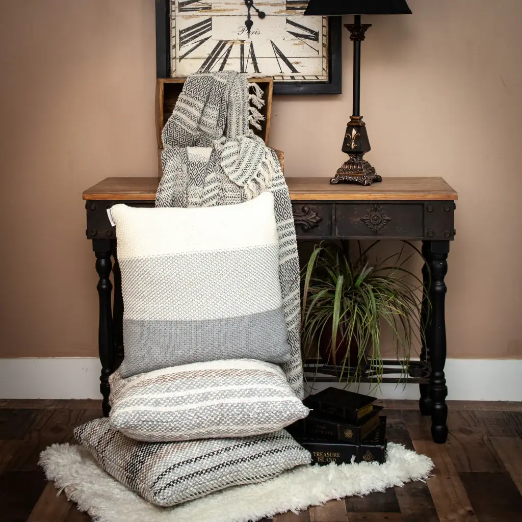 Beige and Taupe Diamond Weave Handloom Throw - Image 7