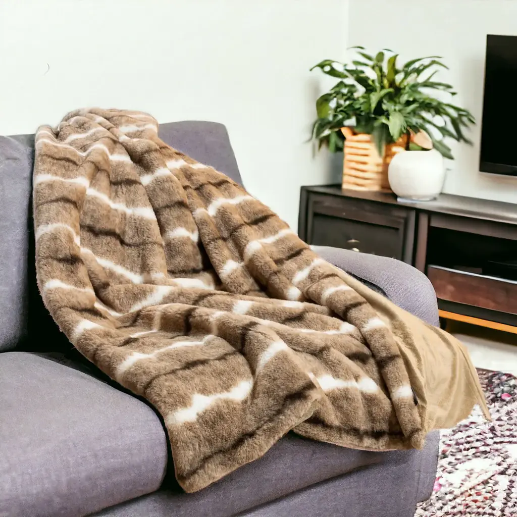 Beige Faux Fur Ombre Plush Throw - Image 2