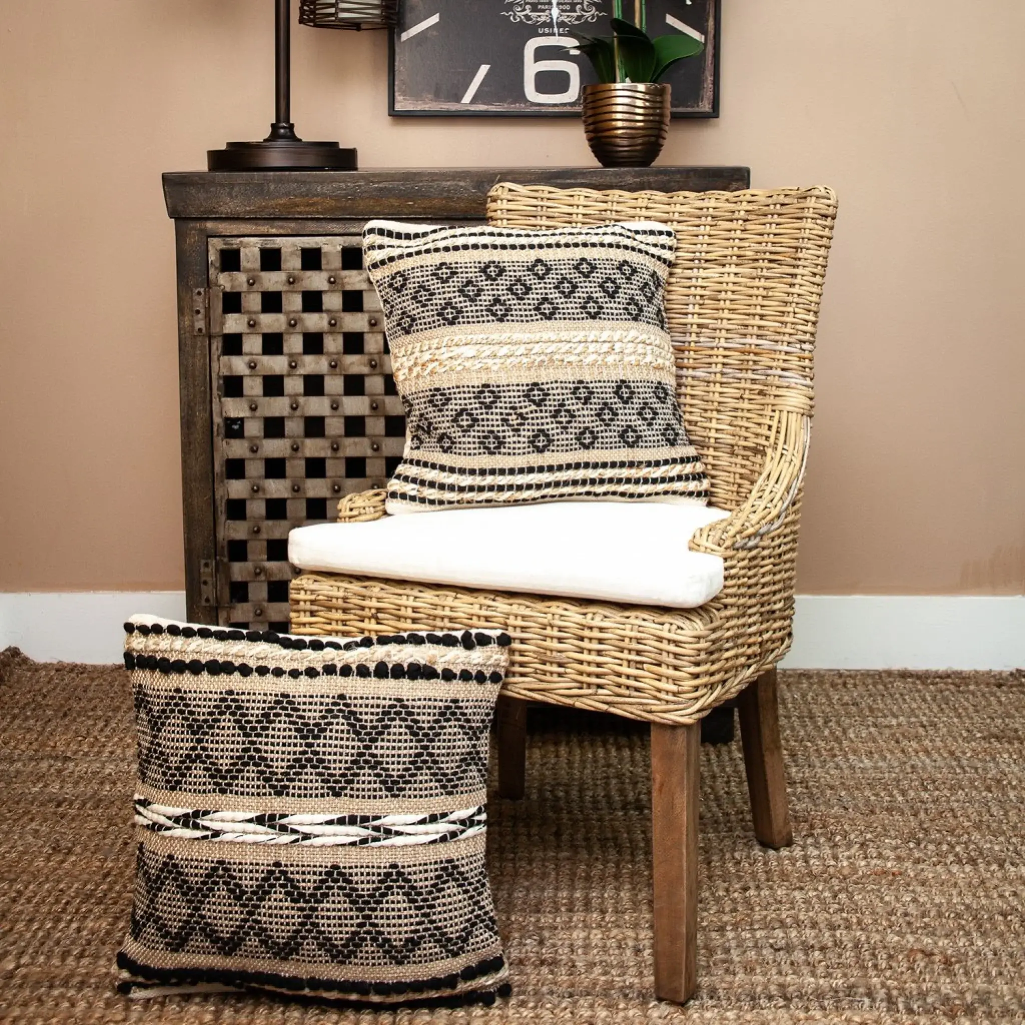Black And Sand Woven Decorative Pillow - Image 8