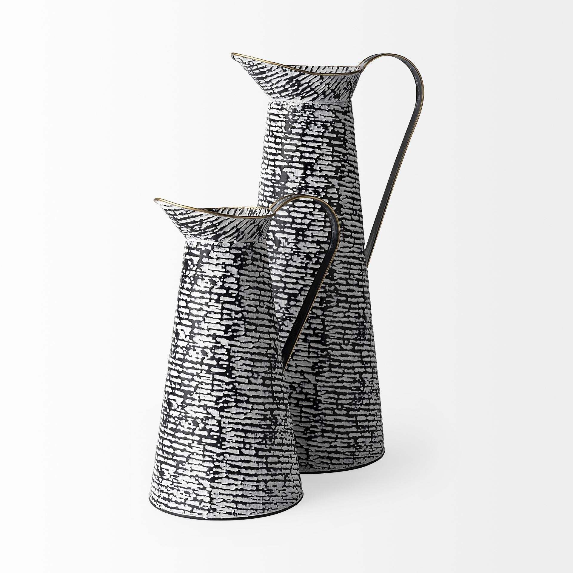 Black And White Textured Jug Vase - Image 2