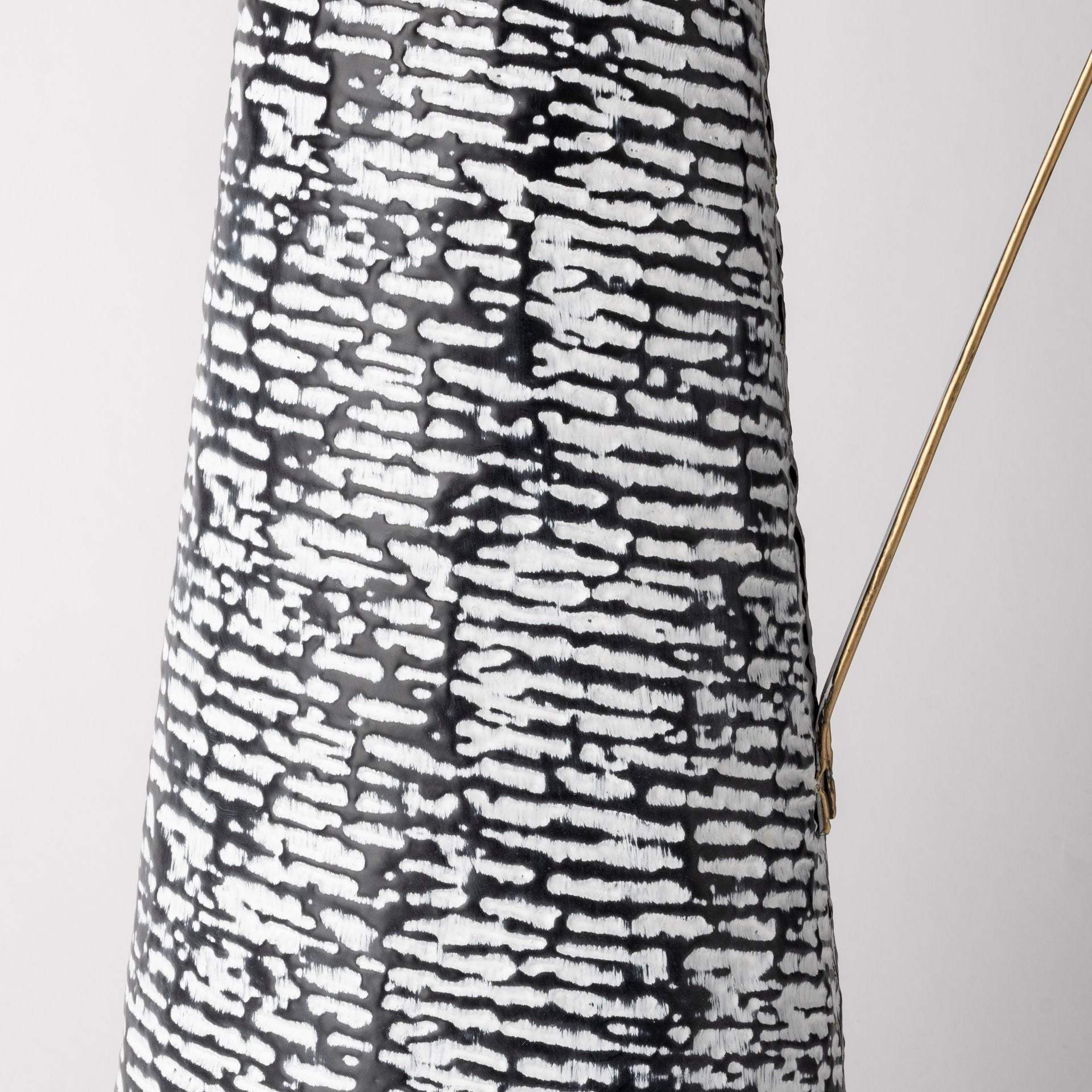 Black And White Textured Jug Vase - Image 7