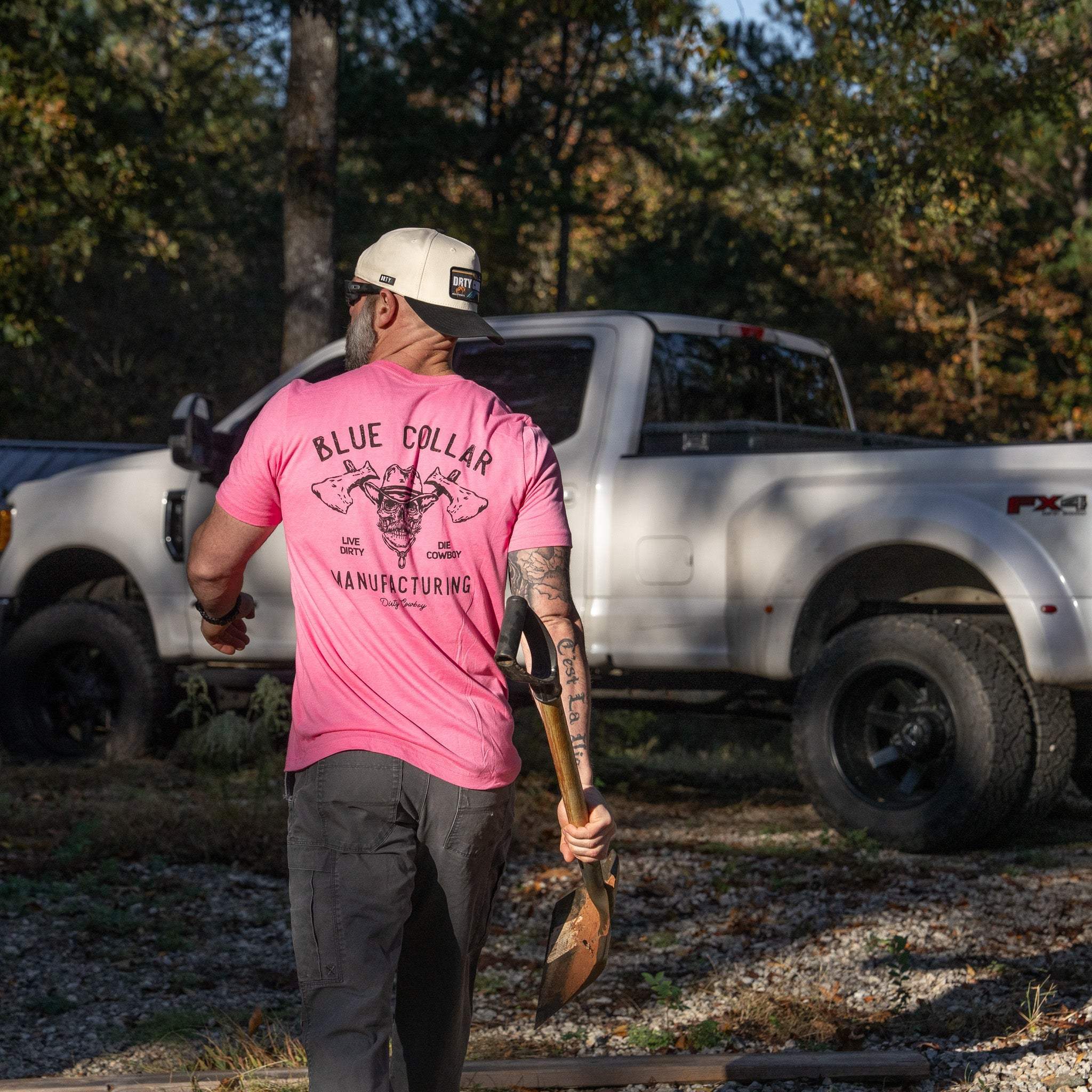 Blue Collar Hatchet Men's T-Shirt - Image 8