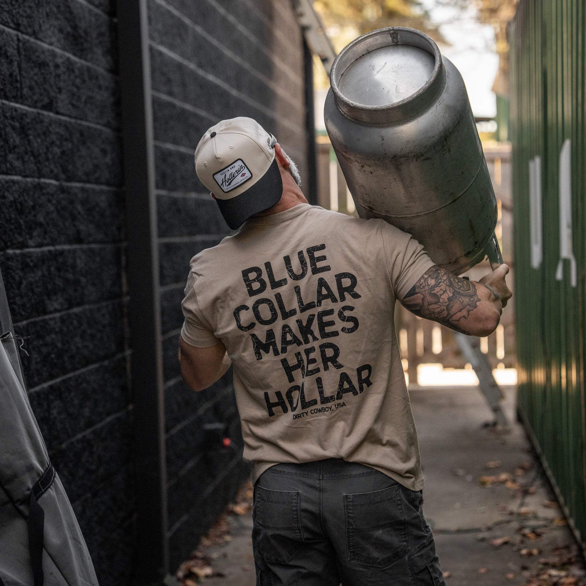 Blue Collar Makes Her Hollar Men's T-Shirt - Image 16