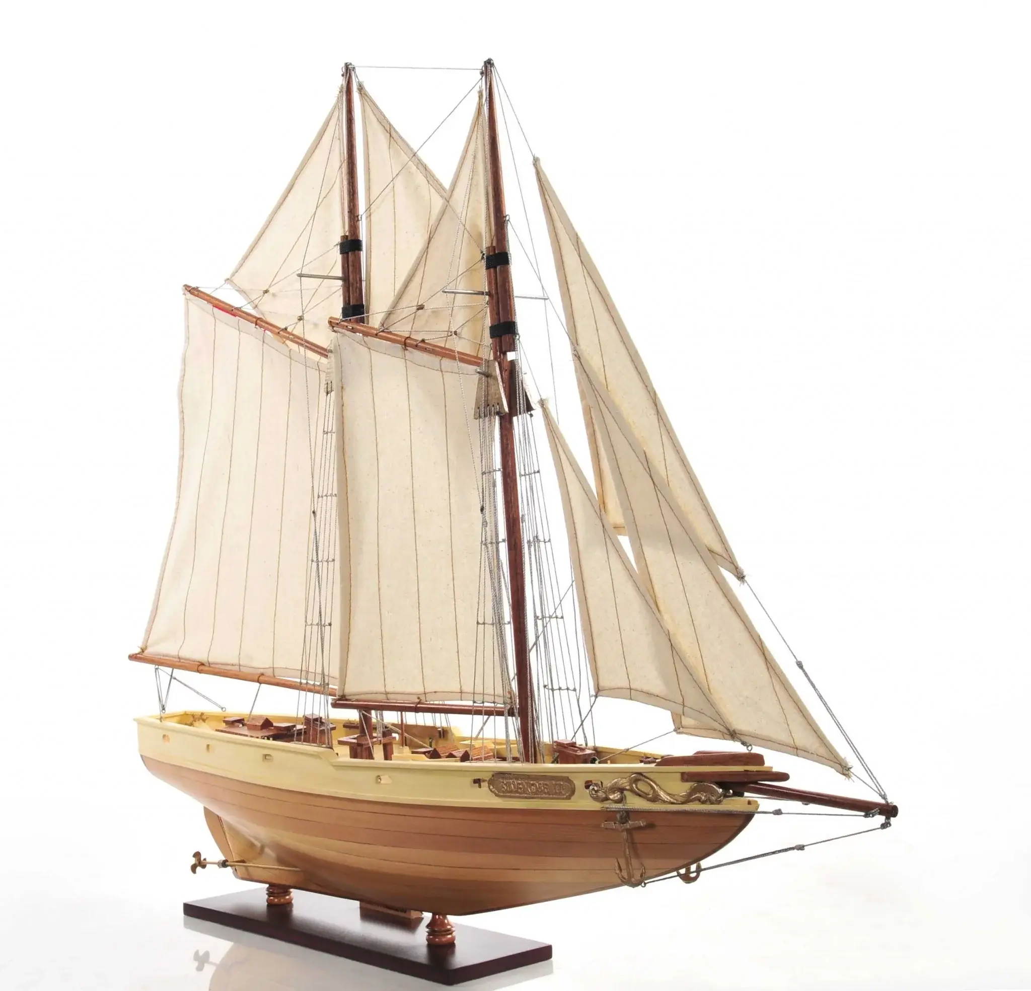 Bluenose Model In Light Brown Finish - Image 5