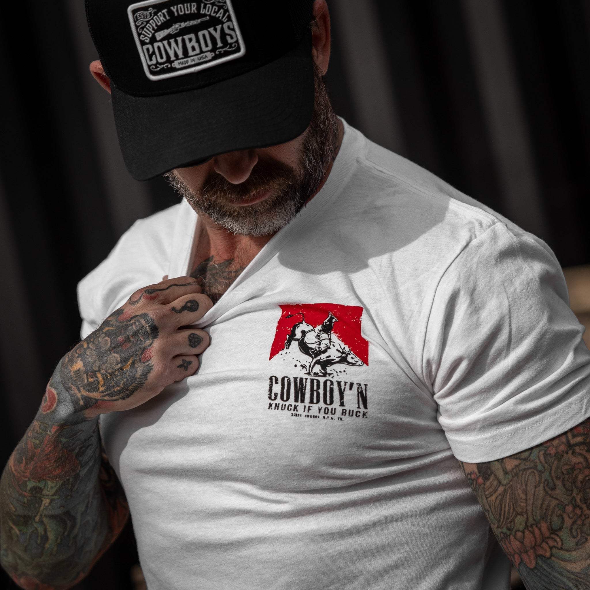 Cowboy'n Knuck If You Buck Rodeo Men's T-Shirt - Image 4