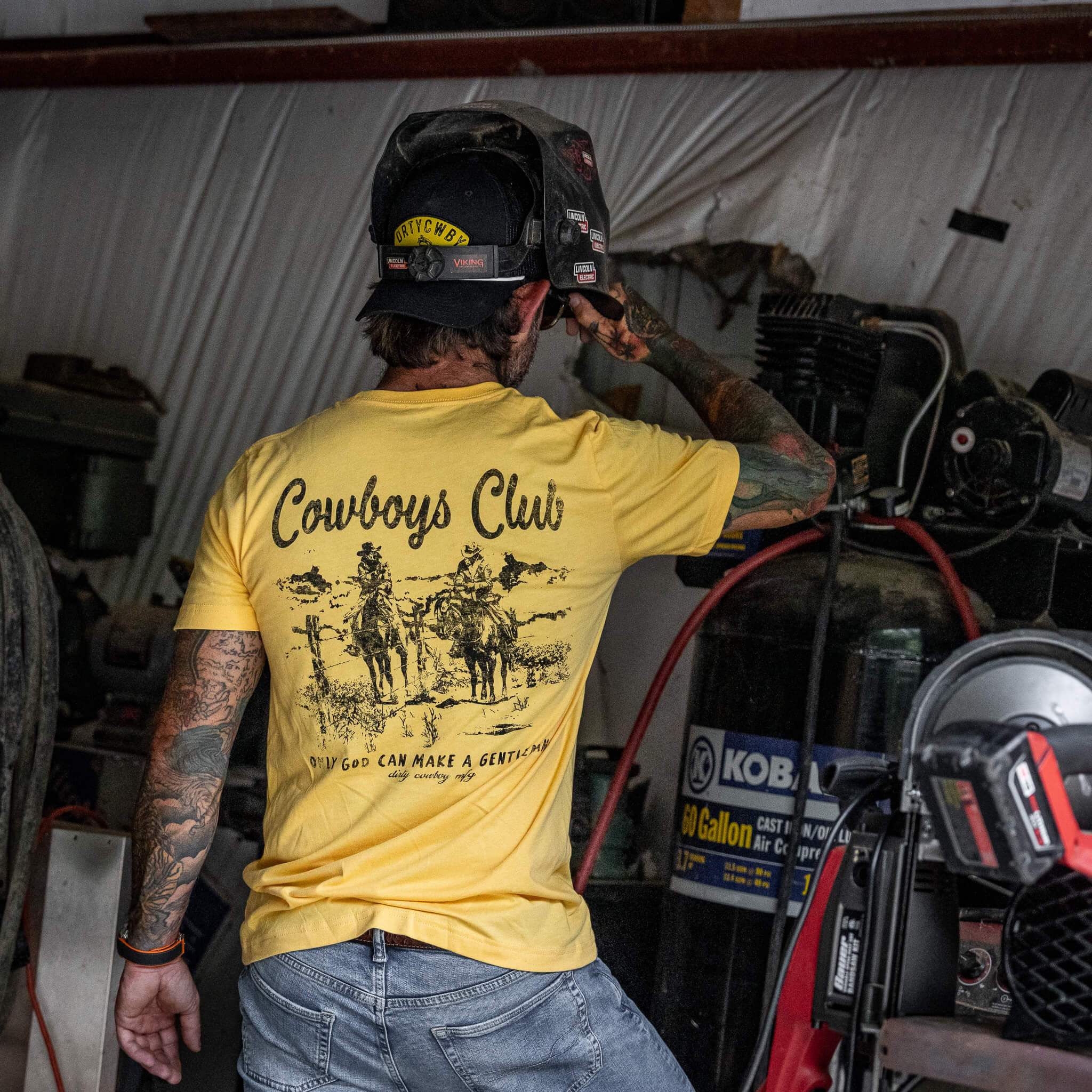 Cowboys Club Men's T-Shirt - Image 5