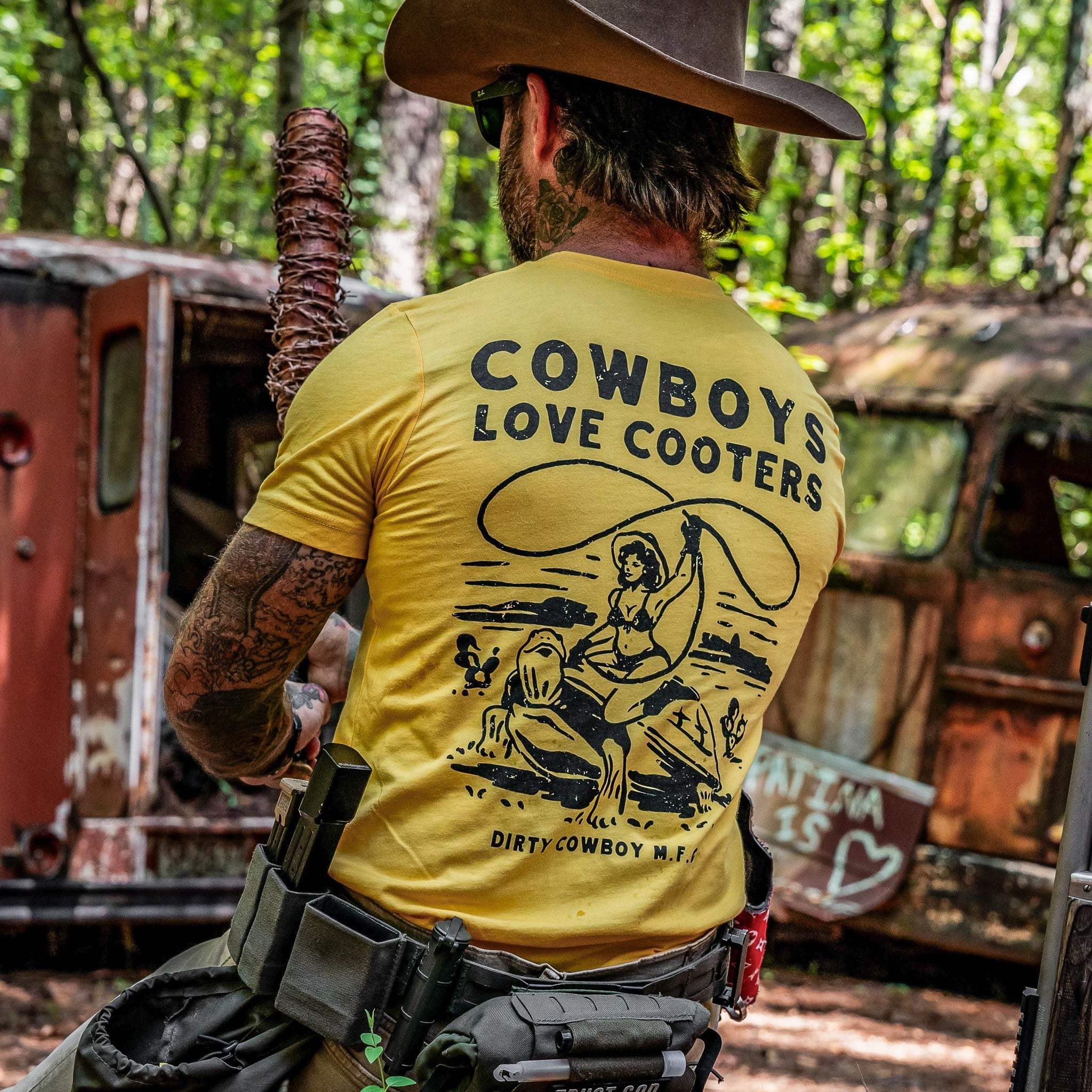 Cowboys Love Cooters Men's T-Shirt - Image 10