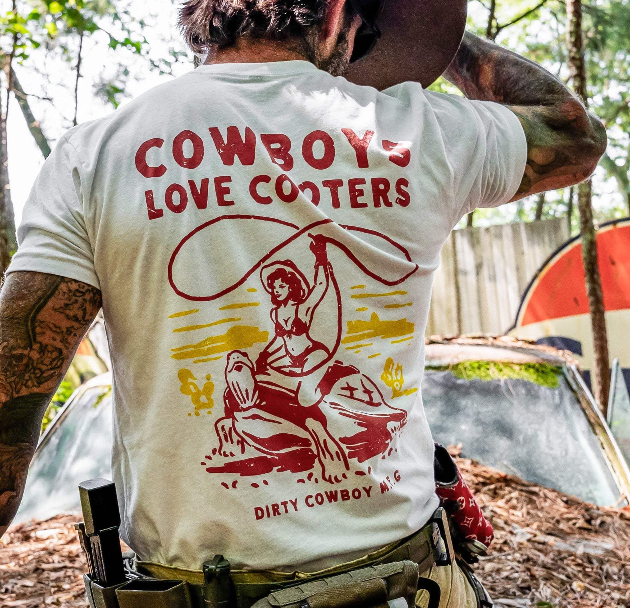 Cowboys Love Cooters Men's T-Shirt - Image 3