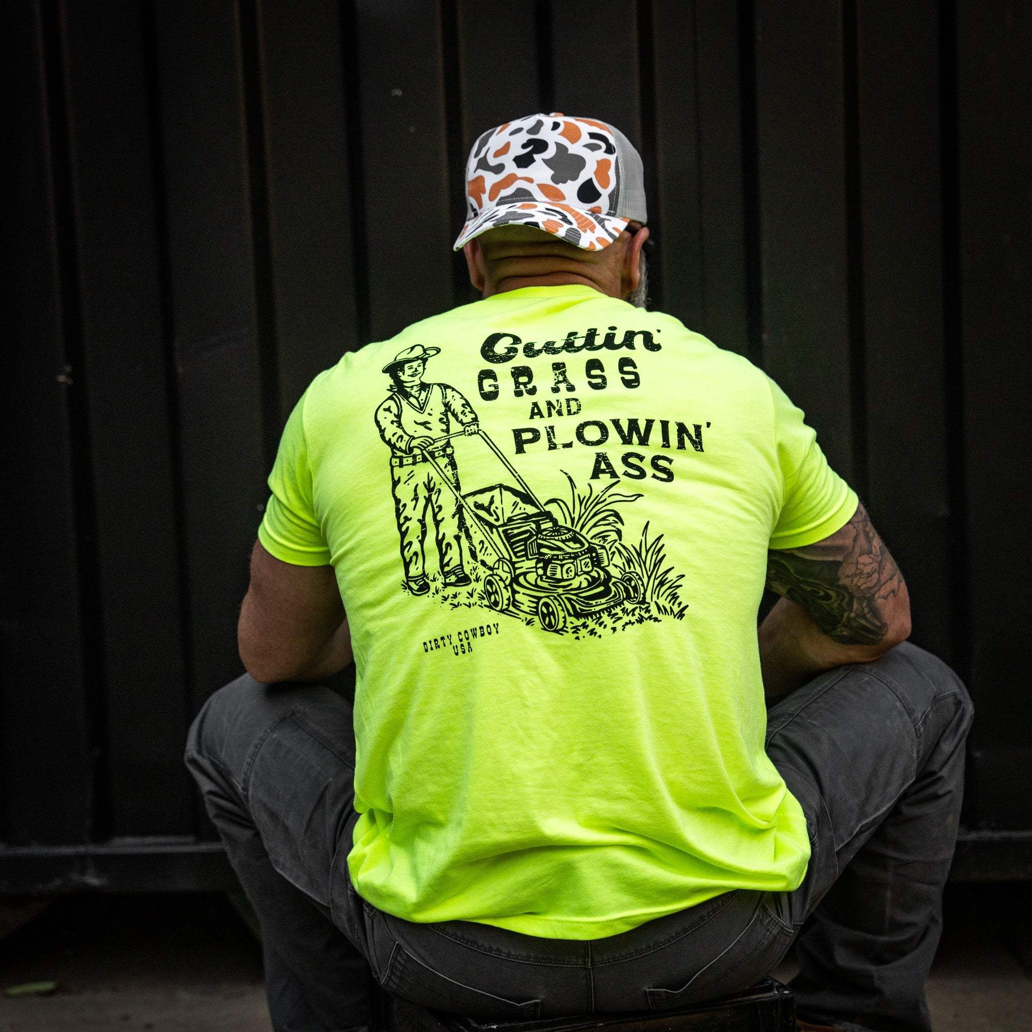 Cutting Grass & Plowin' Ass Men's T-Shirt - Image 7