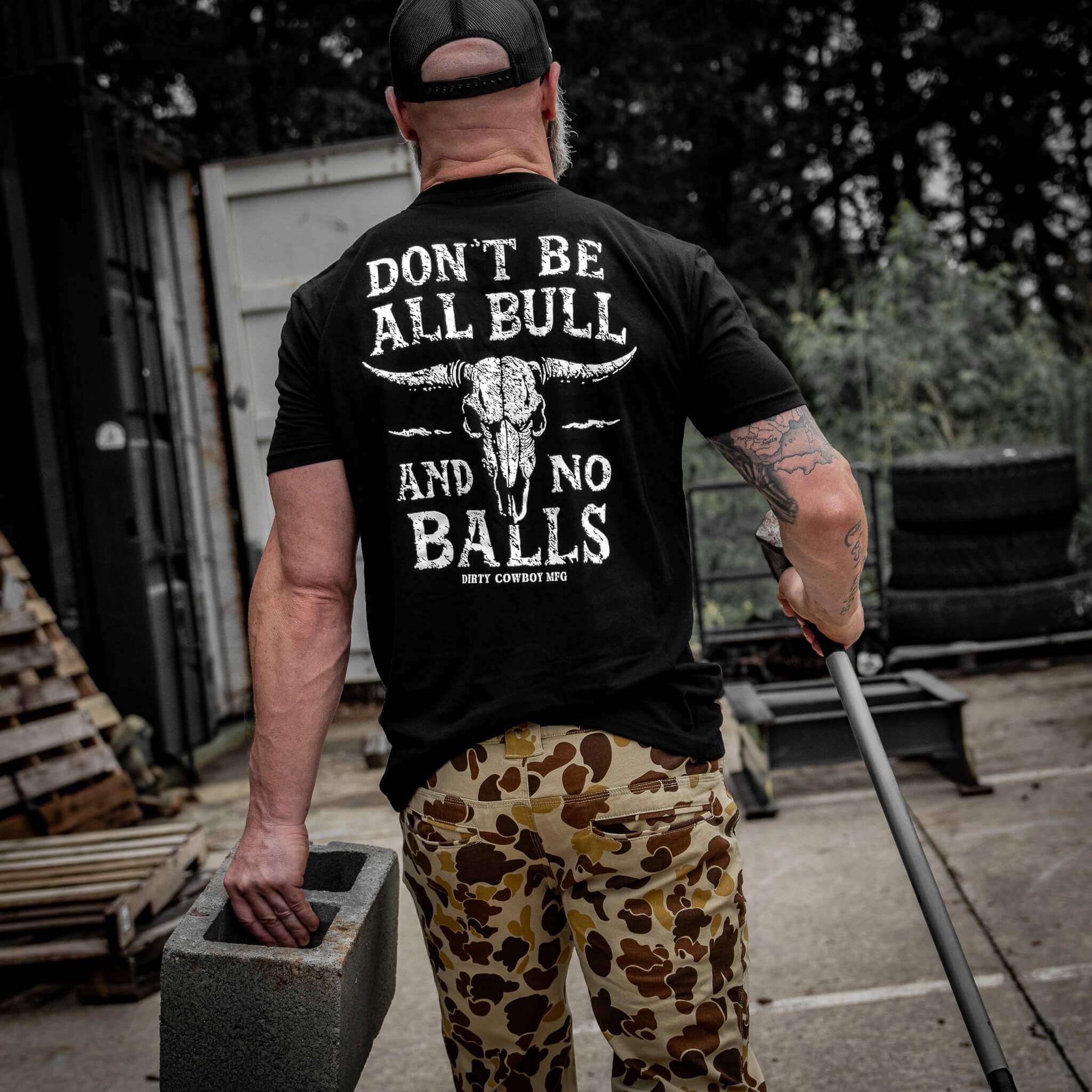 Don't Be All Bull And No Balls Men's T-Shirt - Image 5