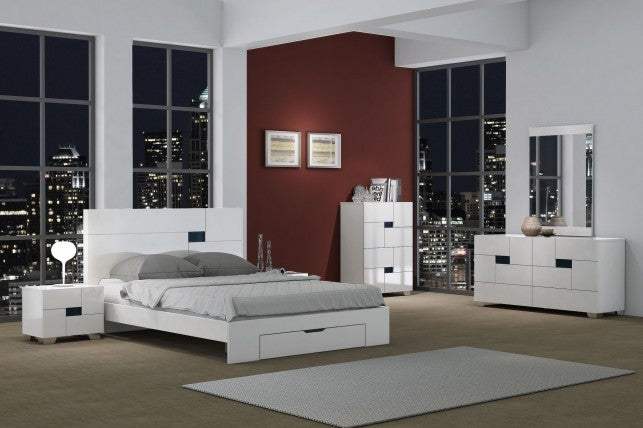 Four Piece White Solid Wood Bedroom Set With Mirror - Image 3