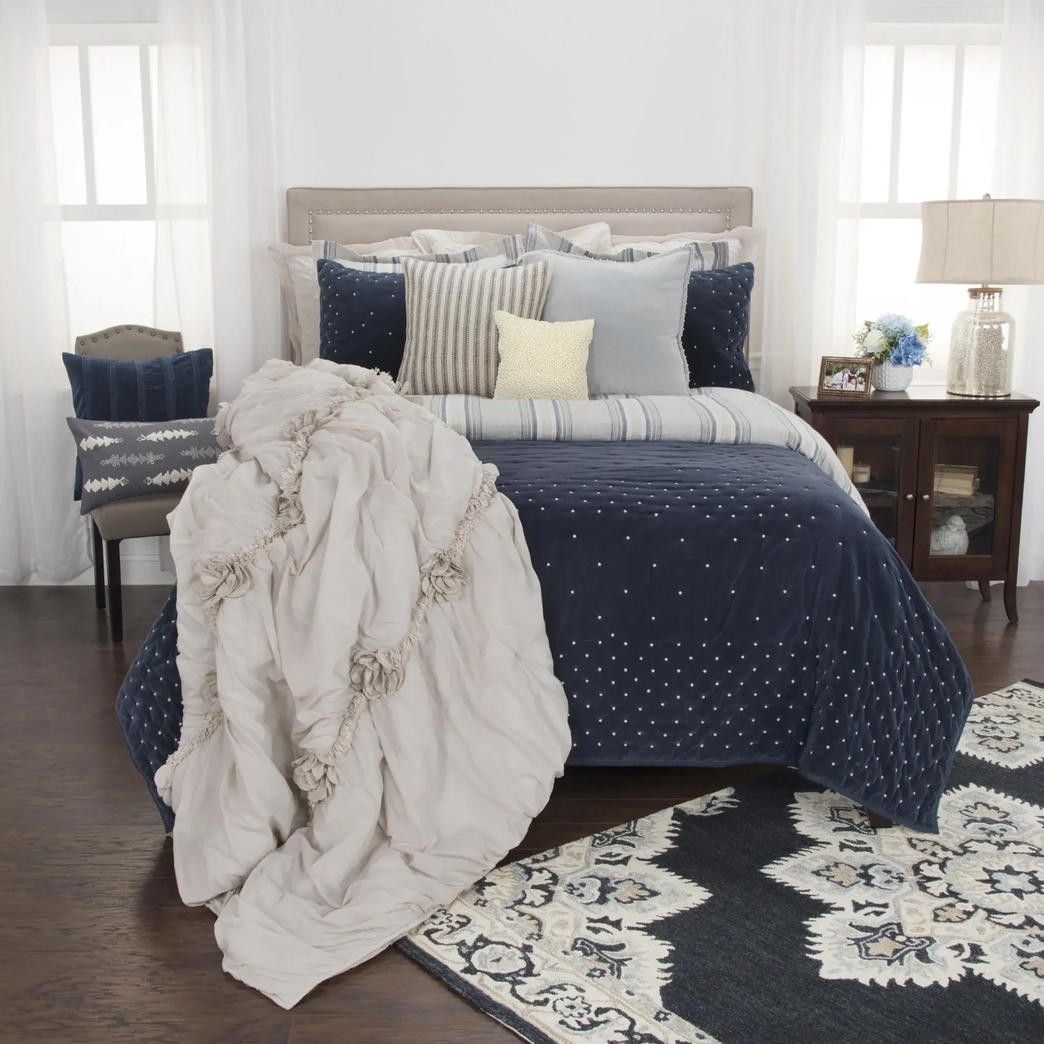 Gray King Cotton Blend 300 Thread Count Dry Clean Only Down Alternative Comforter - Image 7