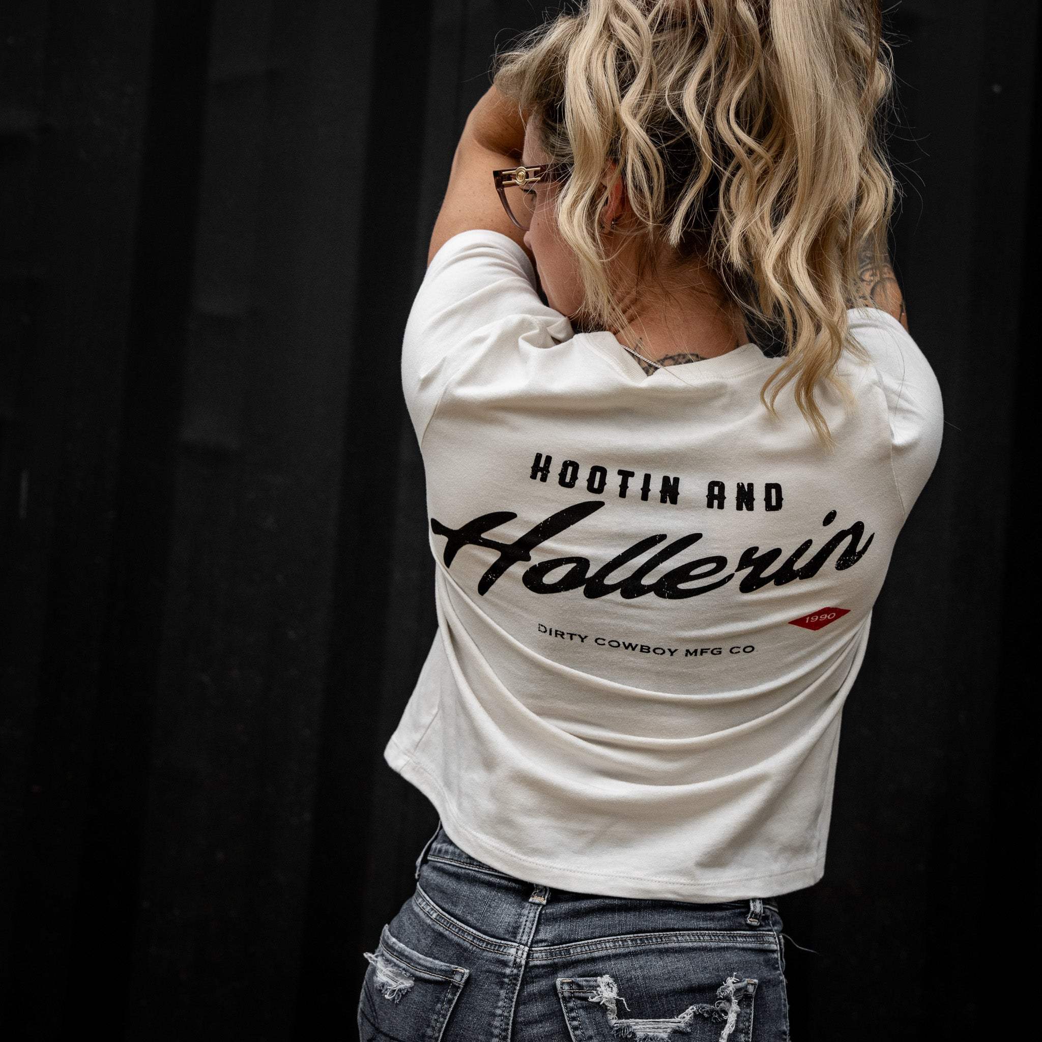 Hootin And Hollerin' Ladies Cropped T-Shirt - Image 2
