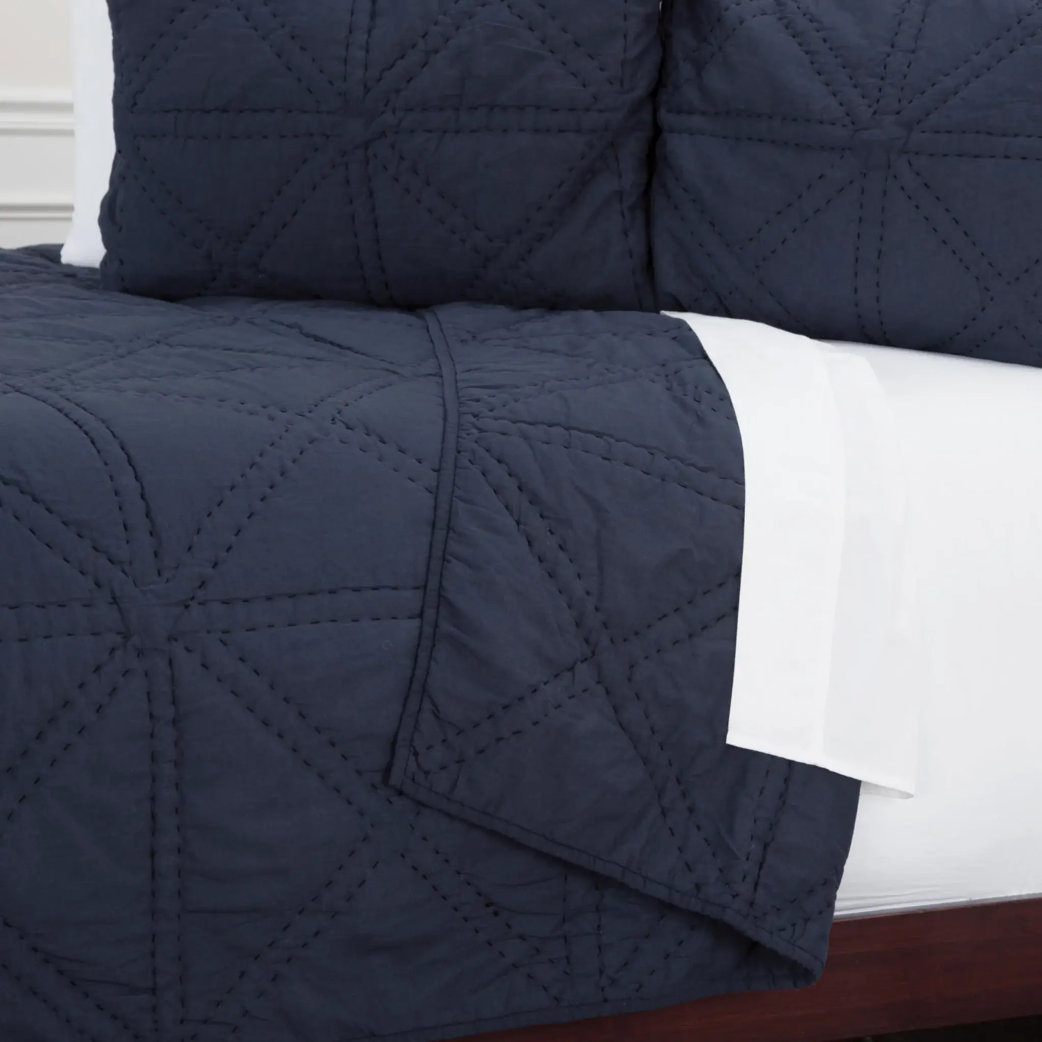 Indigo King 100% Cotton 300 Thread Count Machine Washable Down Alternative Comforter - Image 3