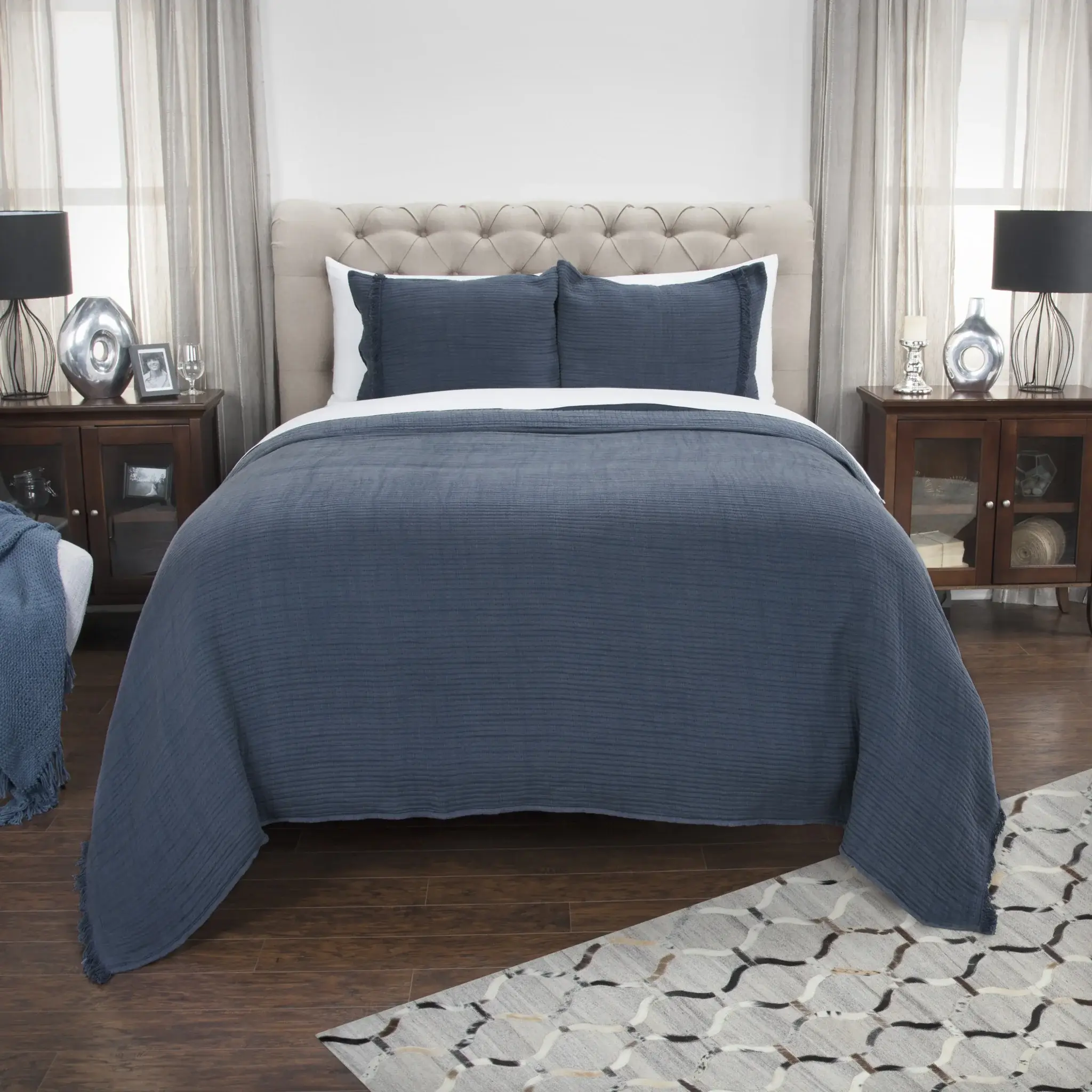 Indigo King 100% Cotton 300 Thread Count Machine Washable Down Alternative Comforter - Image 4