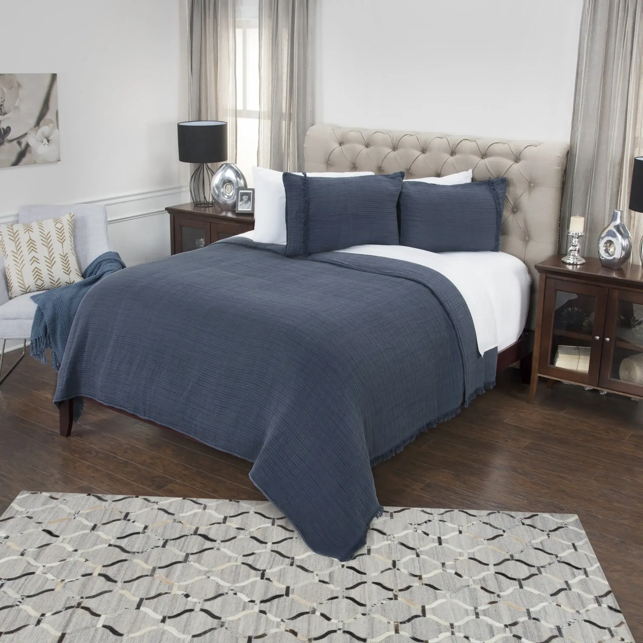 Indigo King 100% Cotton 300 Thread Count Machine Washable Down Alternative Comforter - Image 5