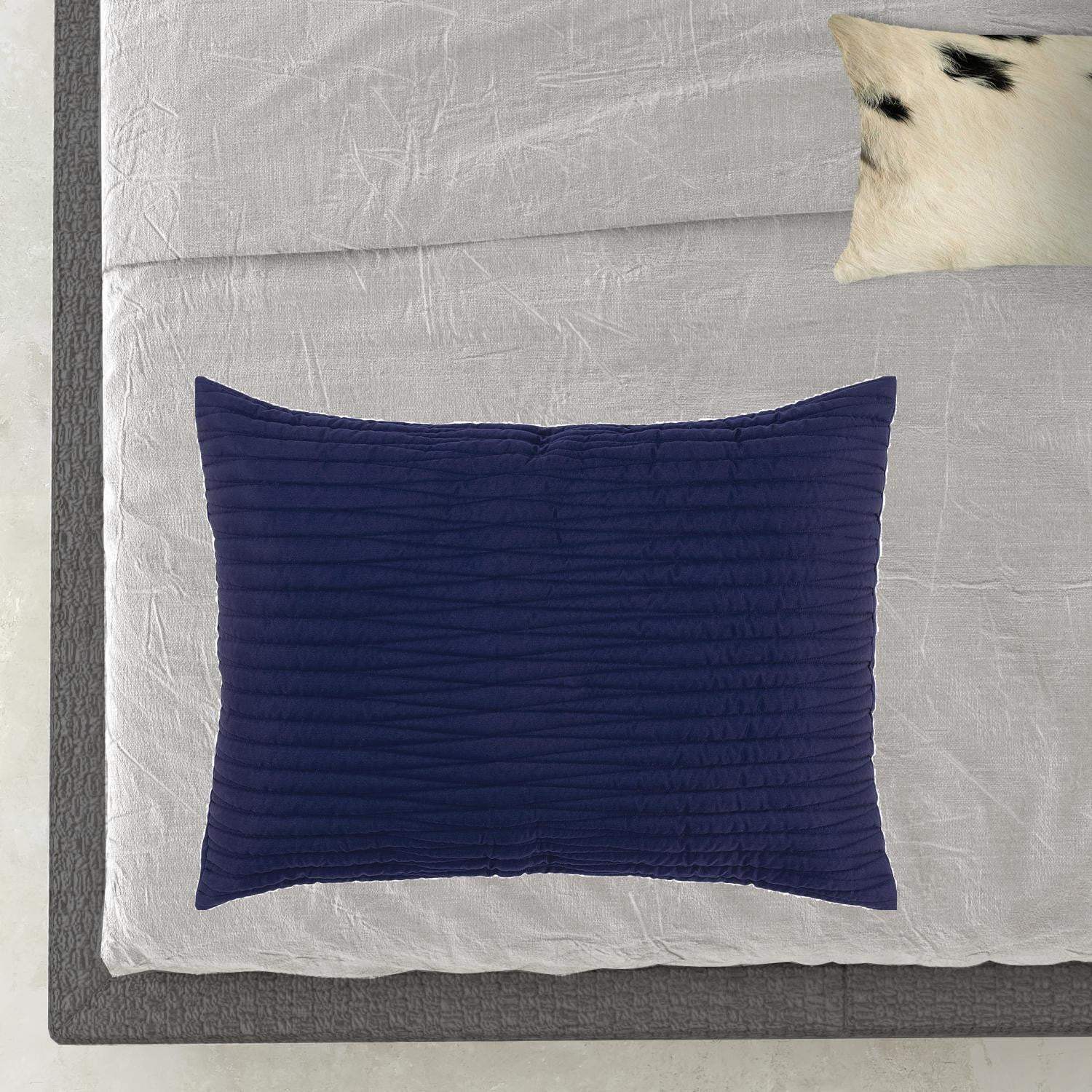 Indigo King Microfiber 300 Thread Count Machine Washable Down Alternative Comforter - Image 2