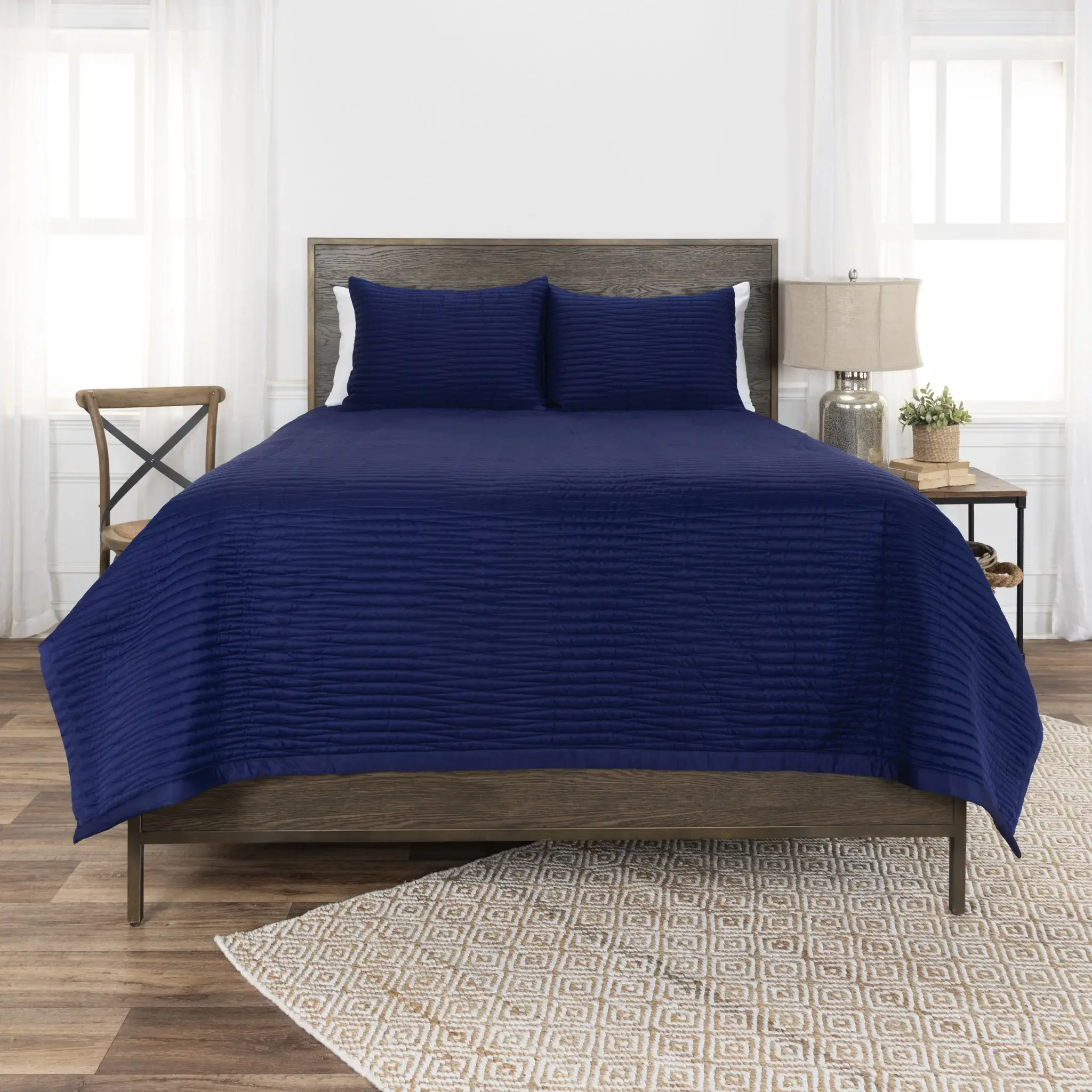 Indigo King Microfiber 300 Thread Count Machine Washable Down Alternative Comforter - Image 4