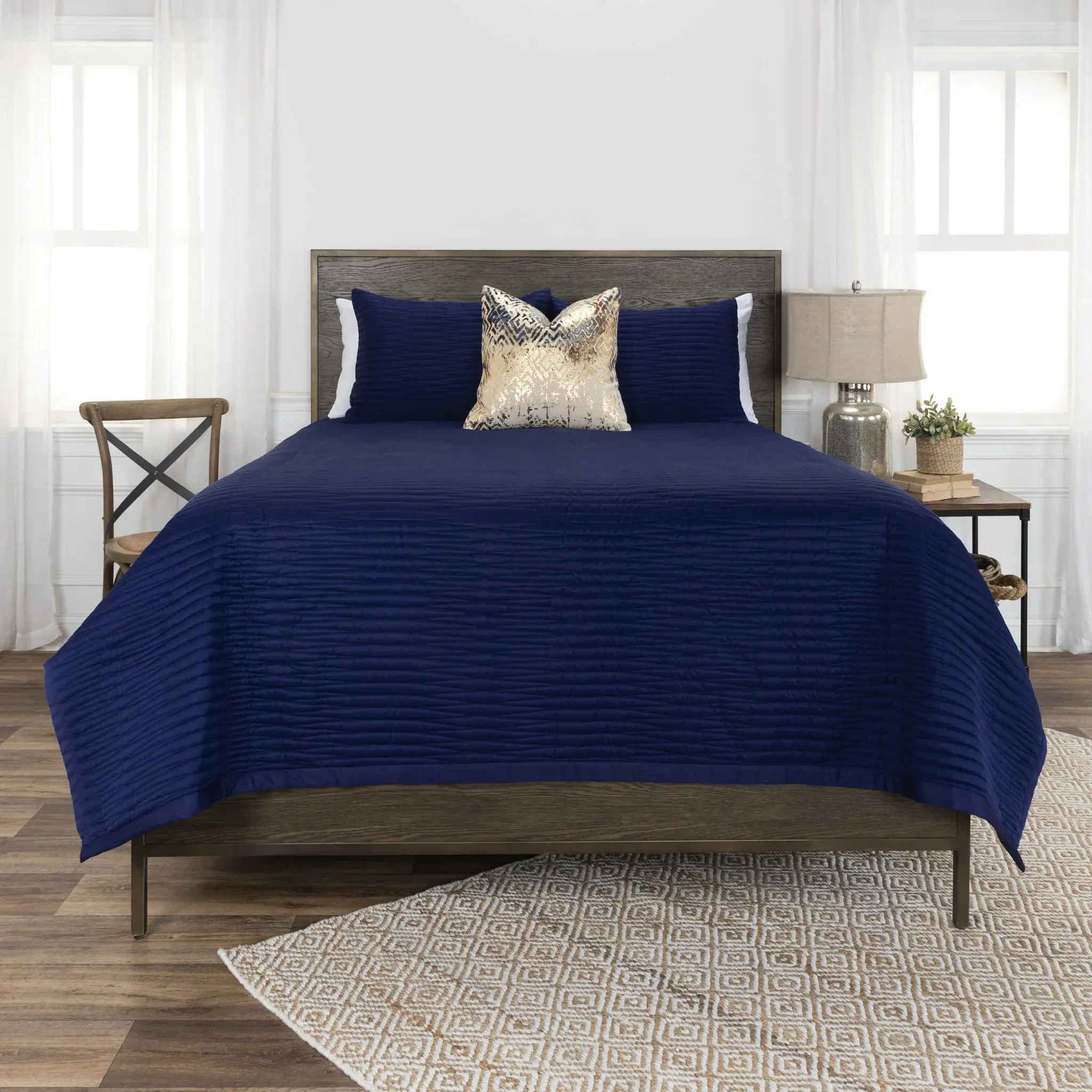 Indigo King Microfiber 300 Thread Count Machine Washable Down Alternative Comforter - Image 6